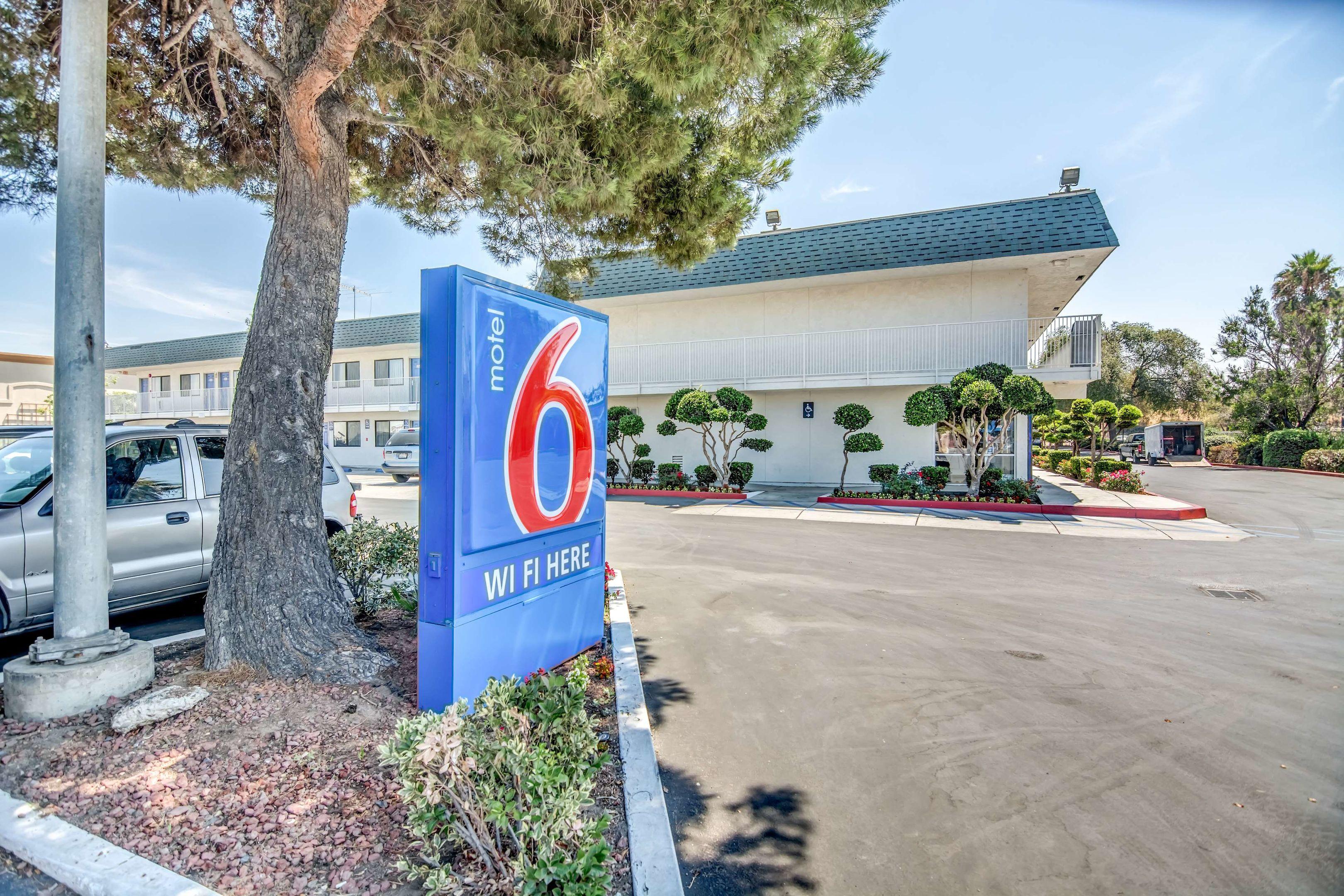Motel 6 Tracy — photo 5