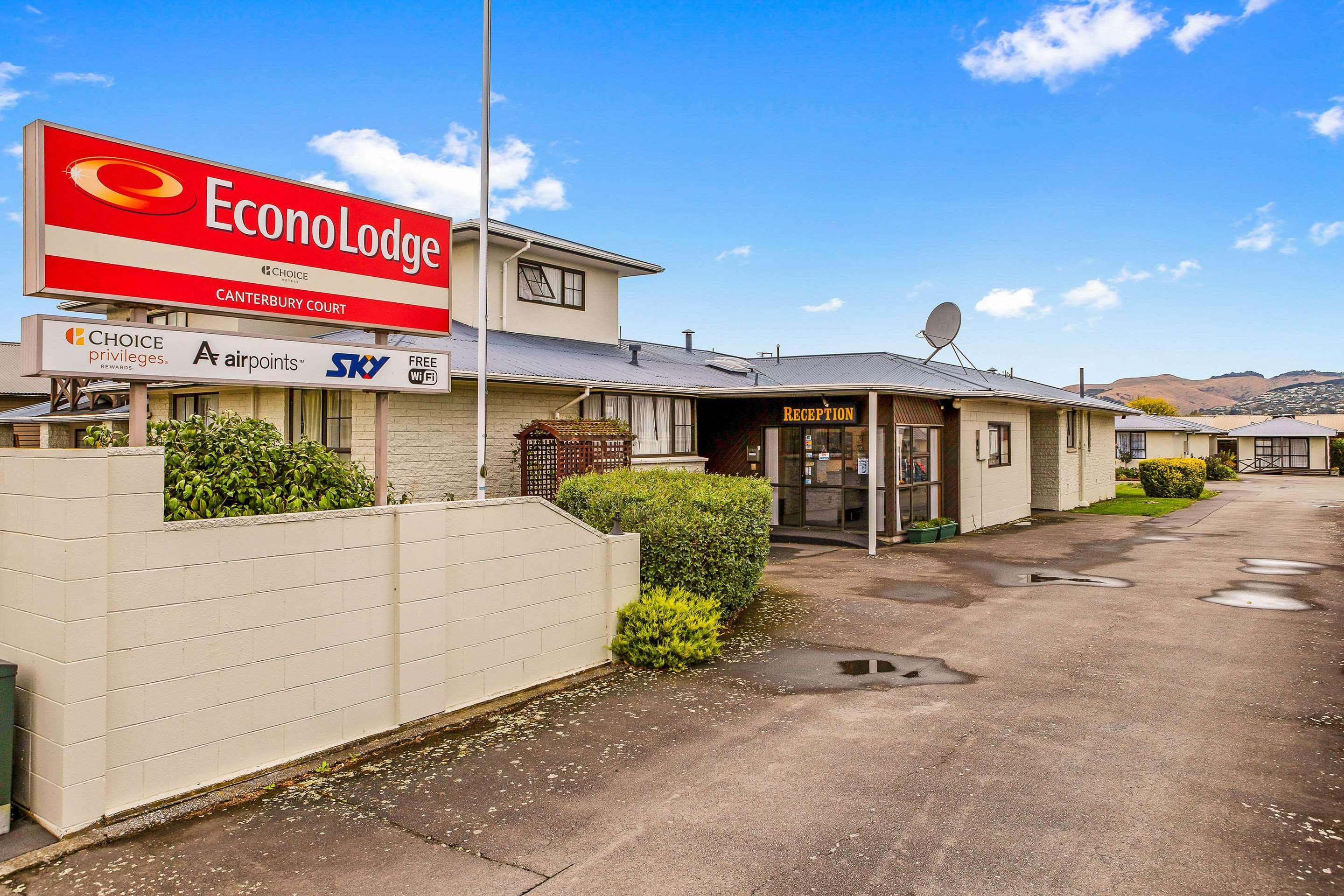 Econo Lodge Canterbury Court — photo 5