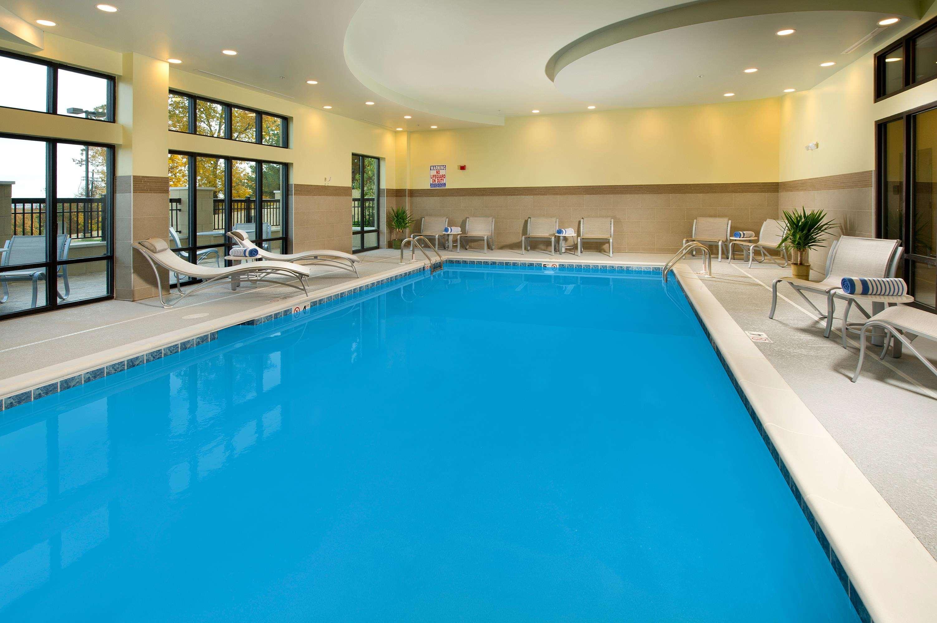 Hampton Inn & Suites Chattanooga/Hamilton Place — photo 5