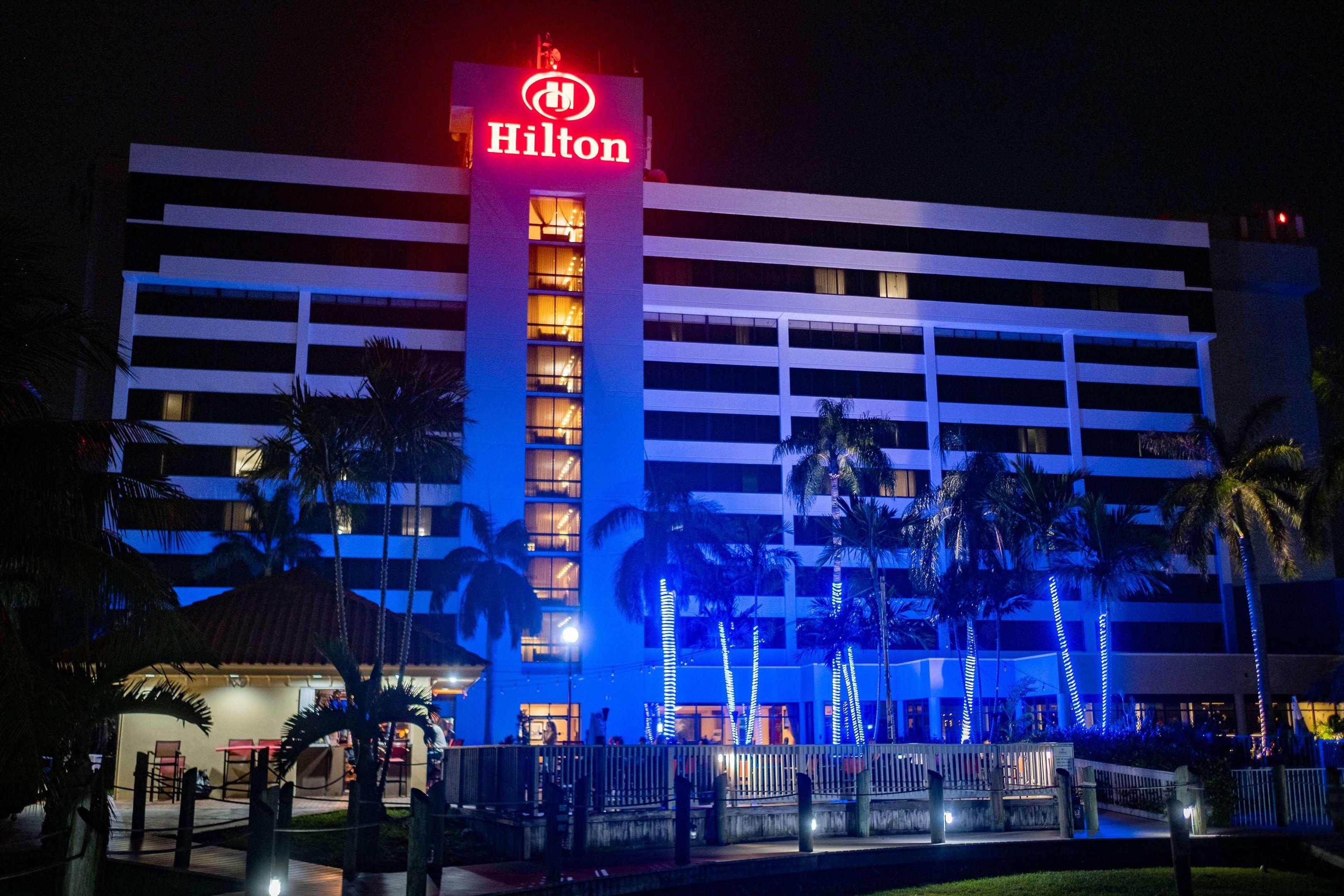 Hilton Palm Beach Airport — photo 4