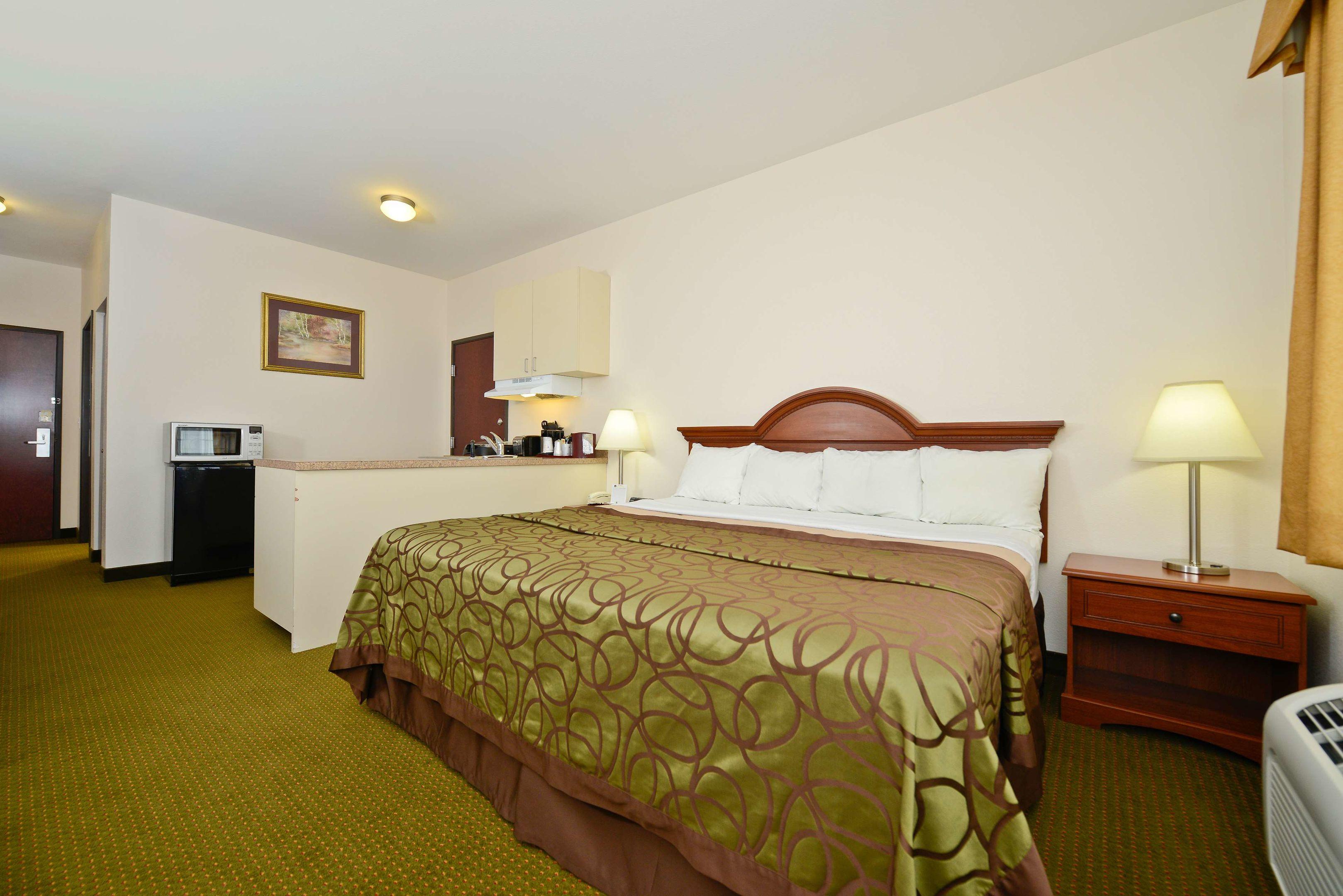 Best Western Plus Wakeeney Inn & Suites — photo 5