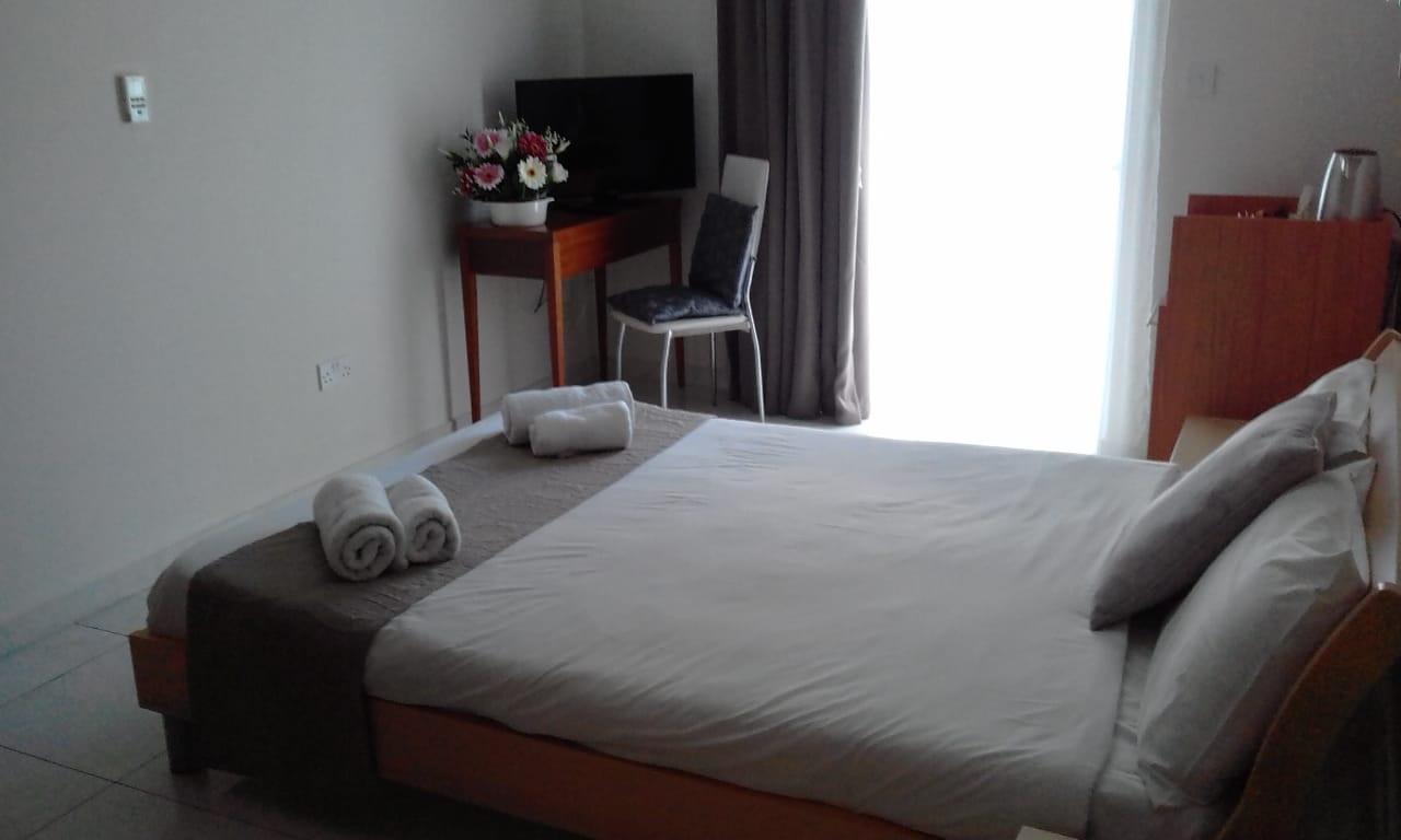 Onyx Apartments — photo 4