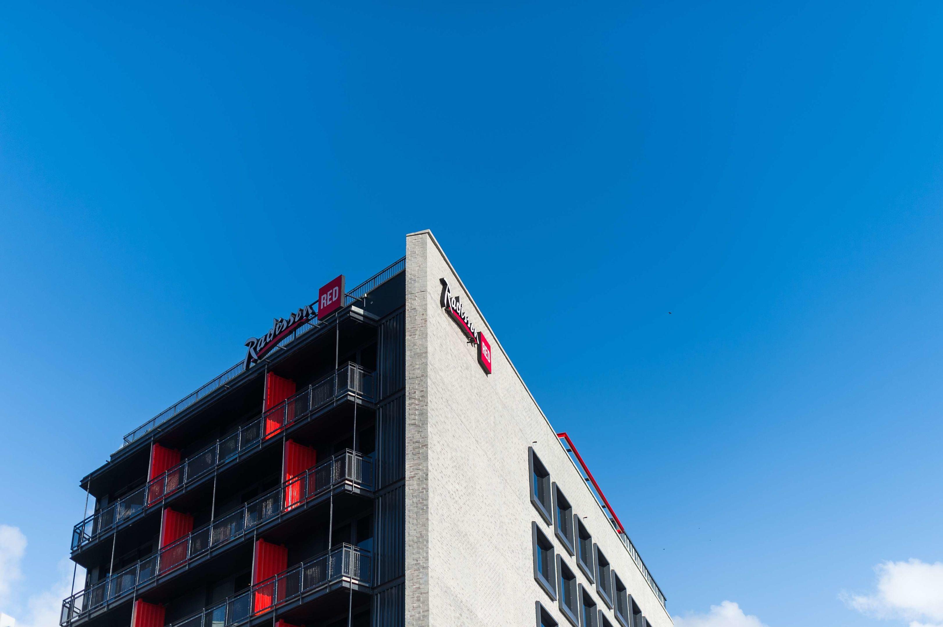 Radisson Red Cape Town — photo 5