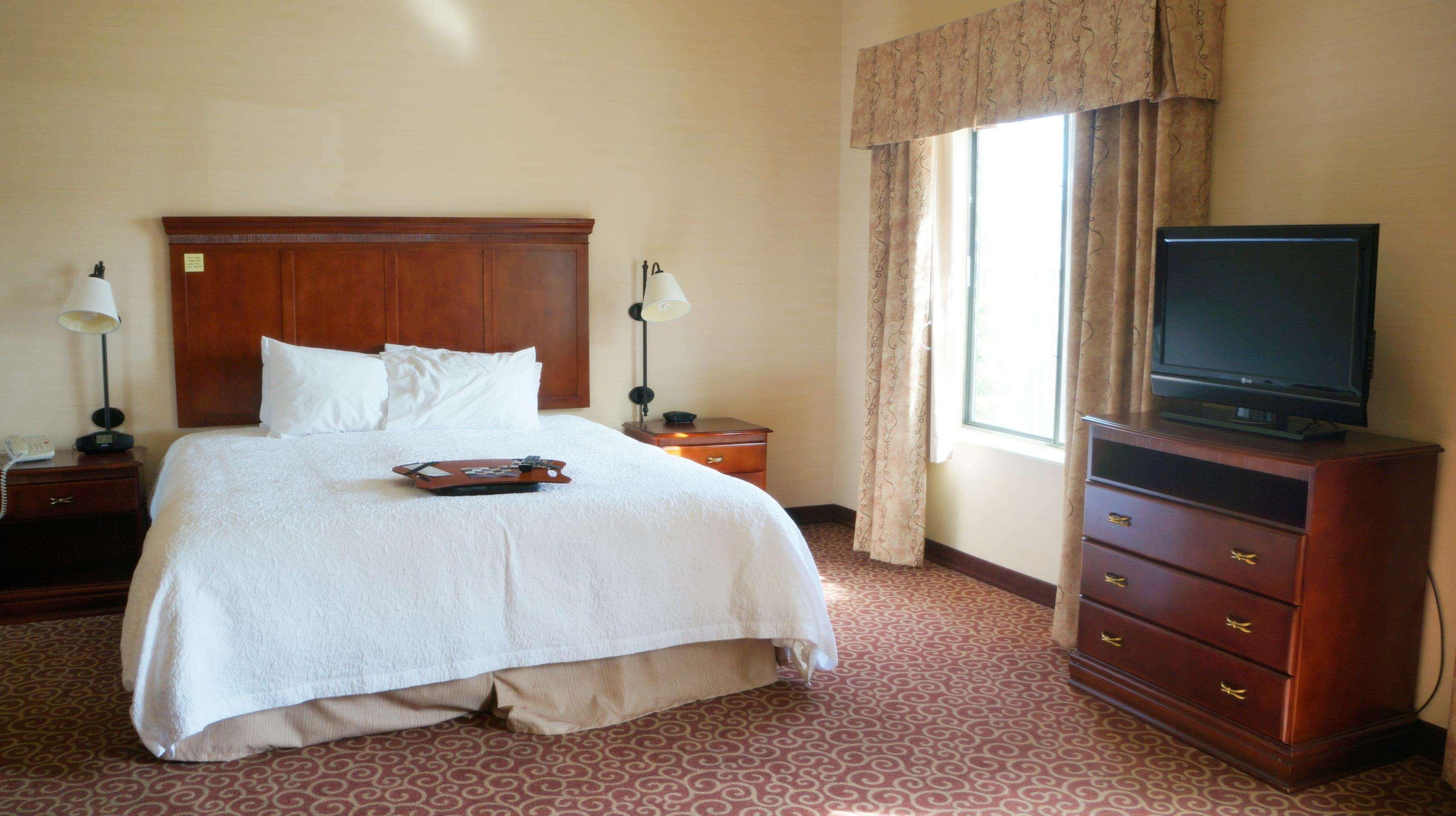 Hampton Inn and Suites Kingman — photo 5