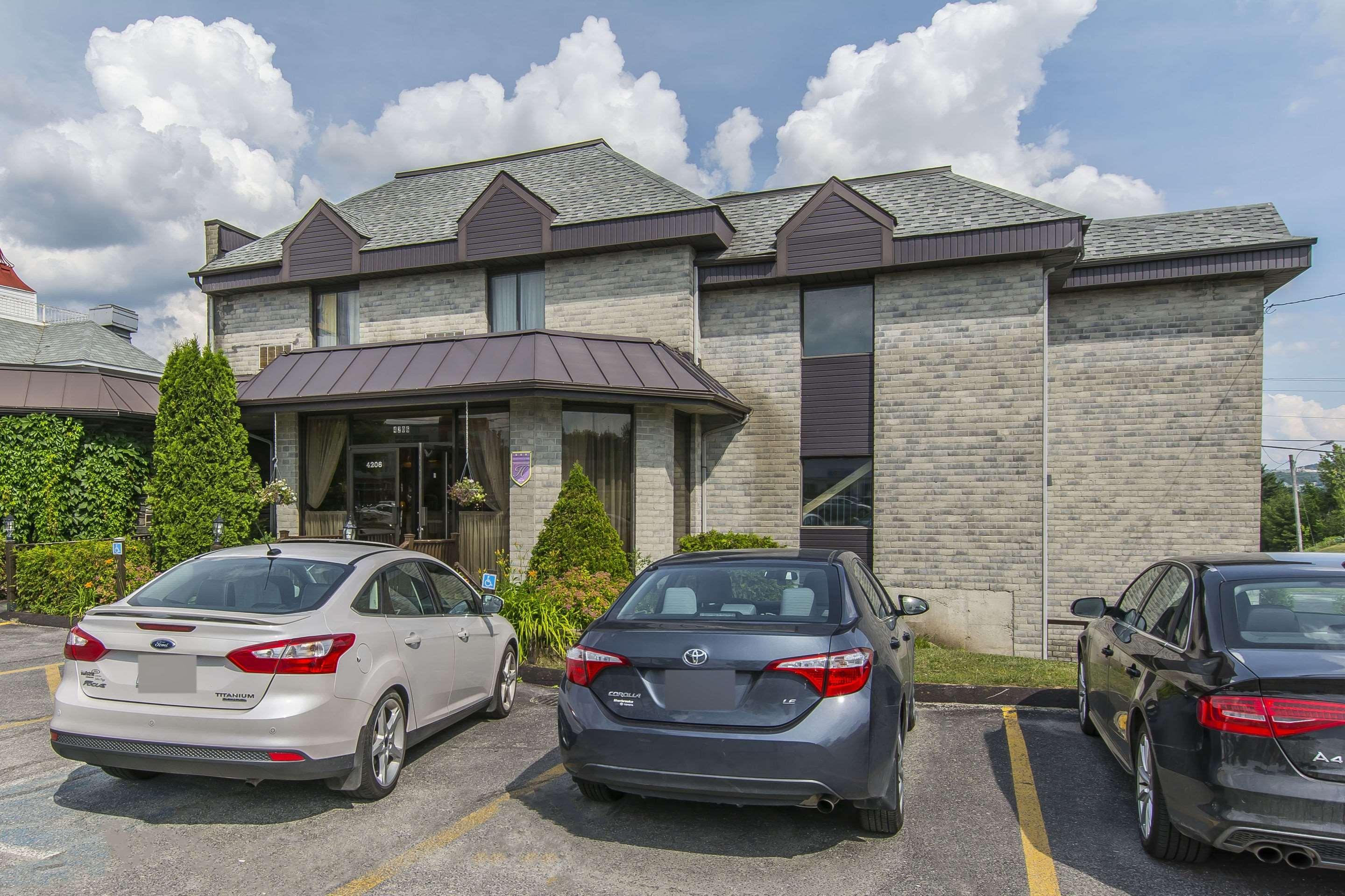 Quality Hotel & Suites — photo 3