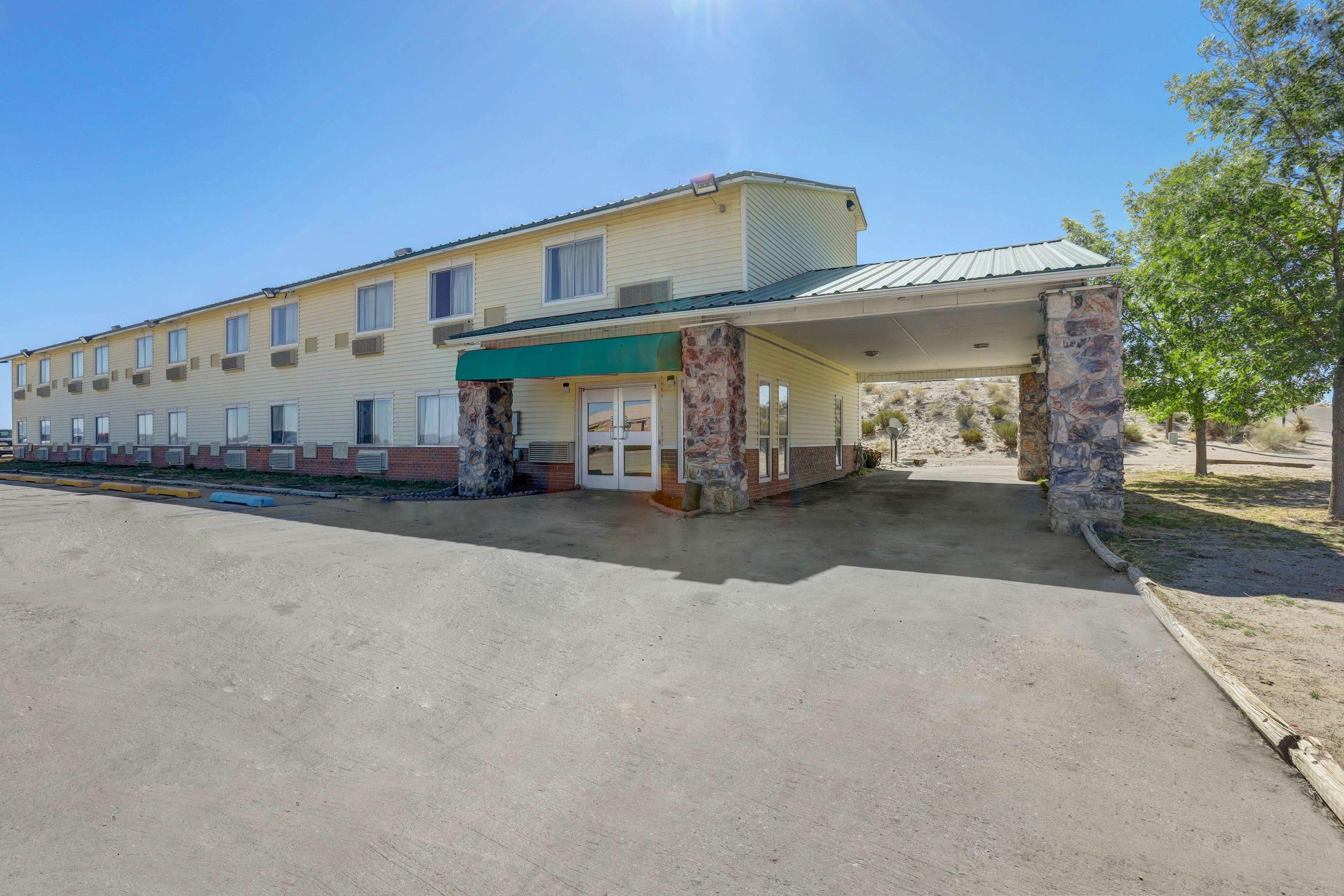 Motel 6 Truth OR Consequences — photo 3