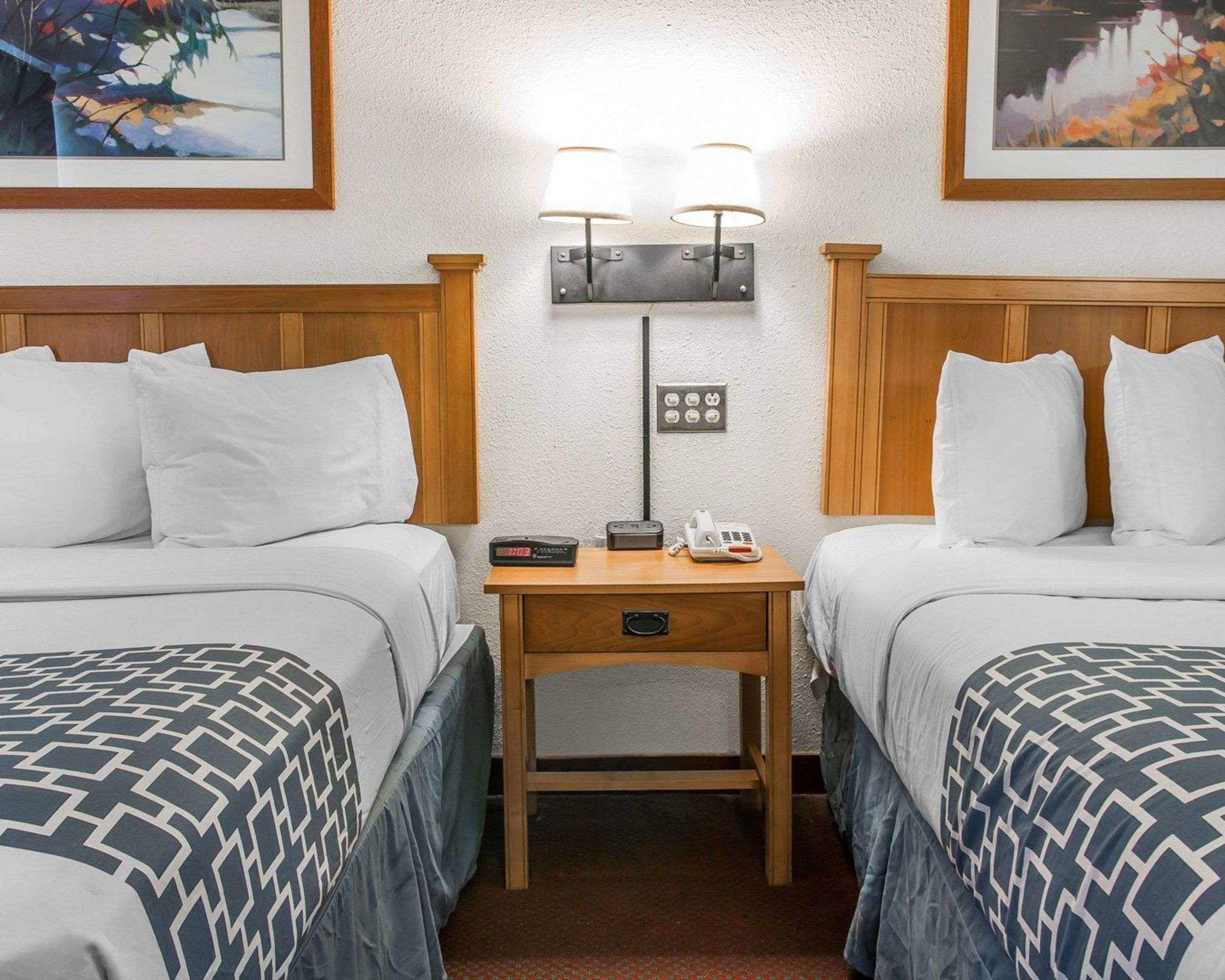 Econo Lodge — photo 5