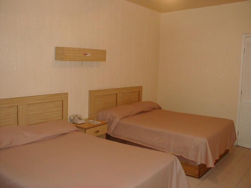 Hotel Plaza Consulado — photo 5