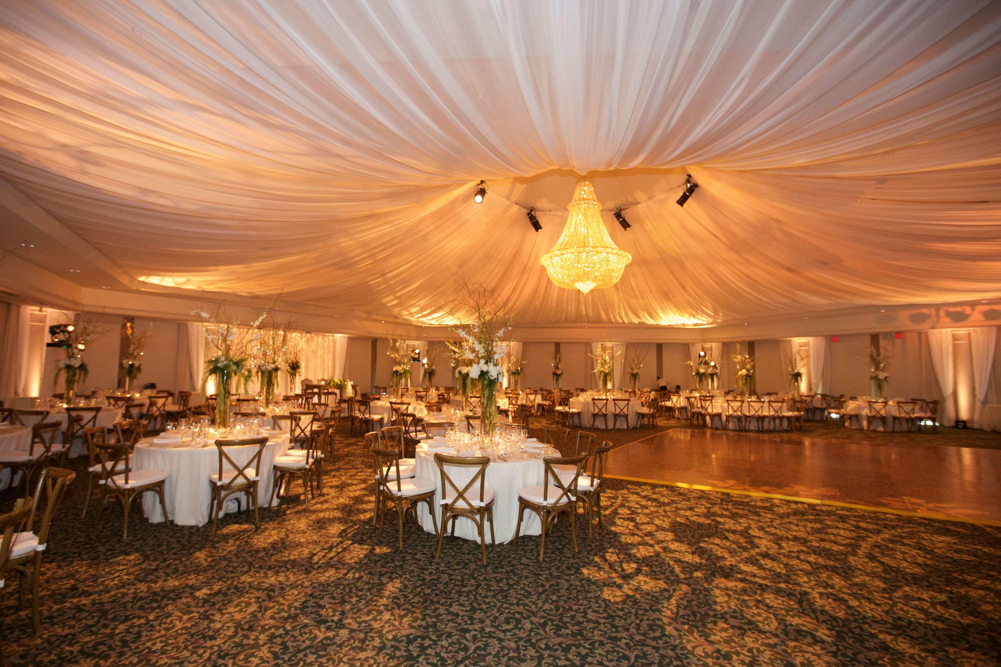 Chateau Vaudreuil Hotel & Suites — photo 4