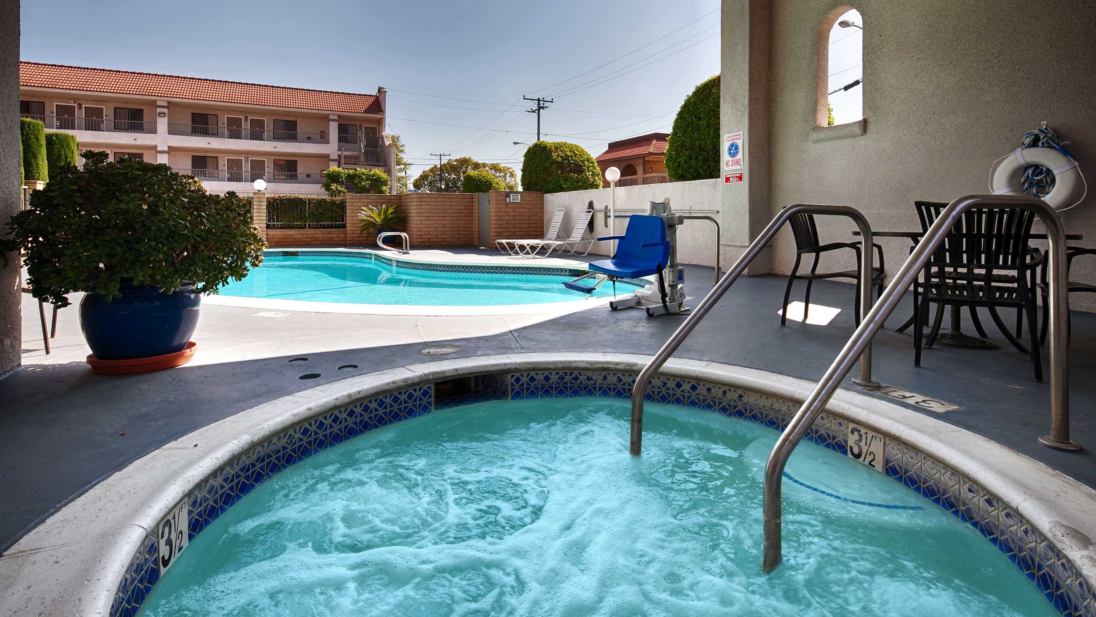 Best Western Pasadena Royale Inn & Suites — photo 5
