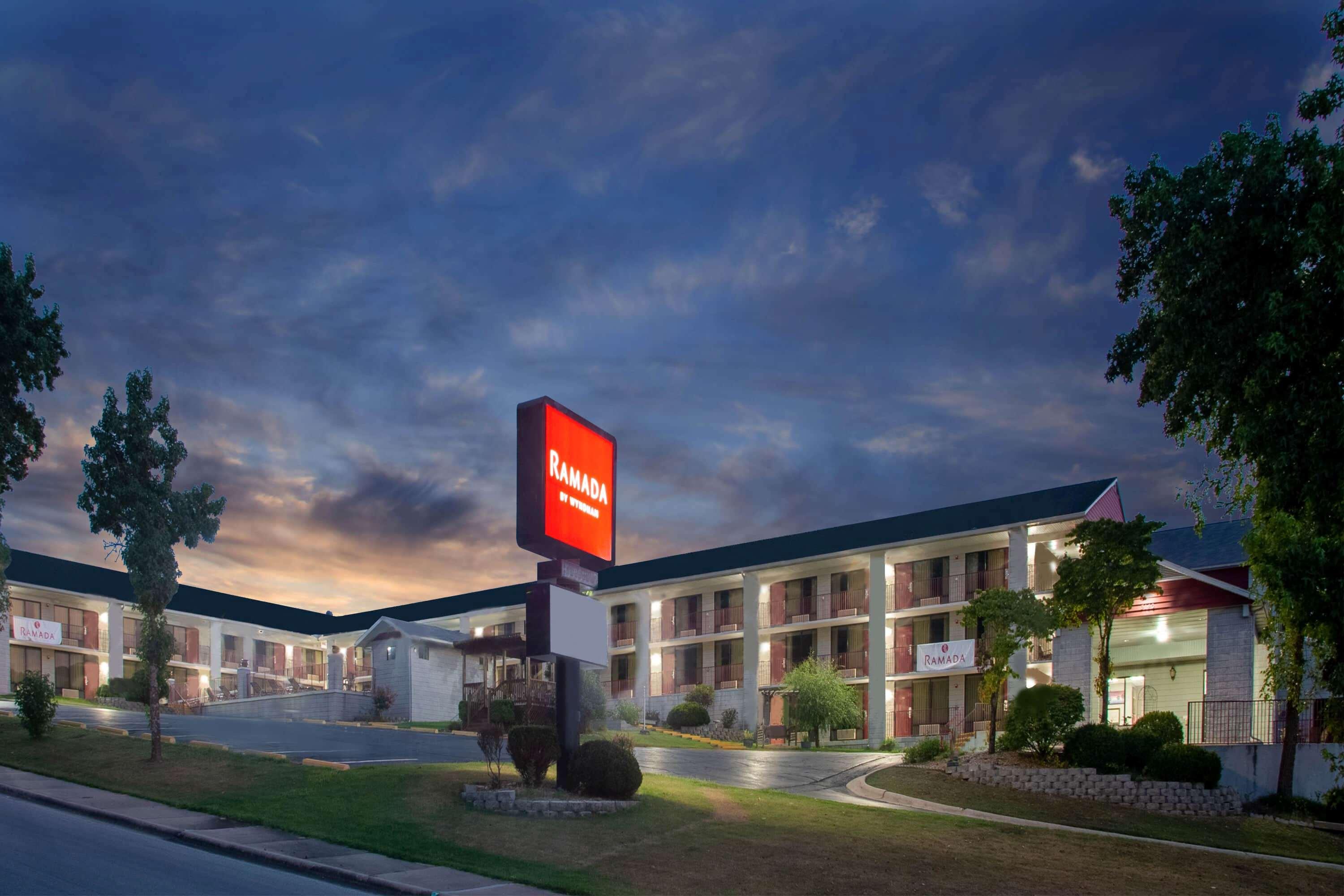 Ramada by Wyndham Branson — photo 5