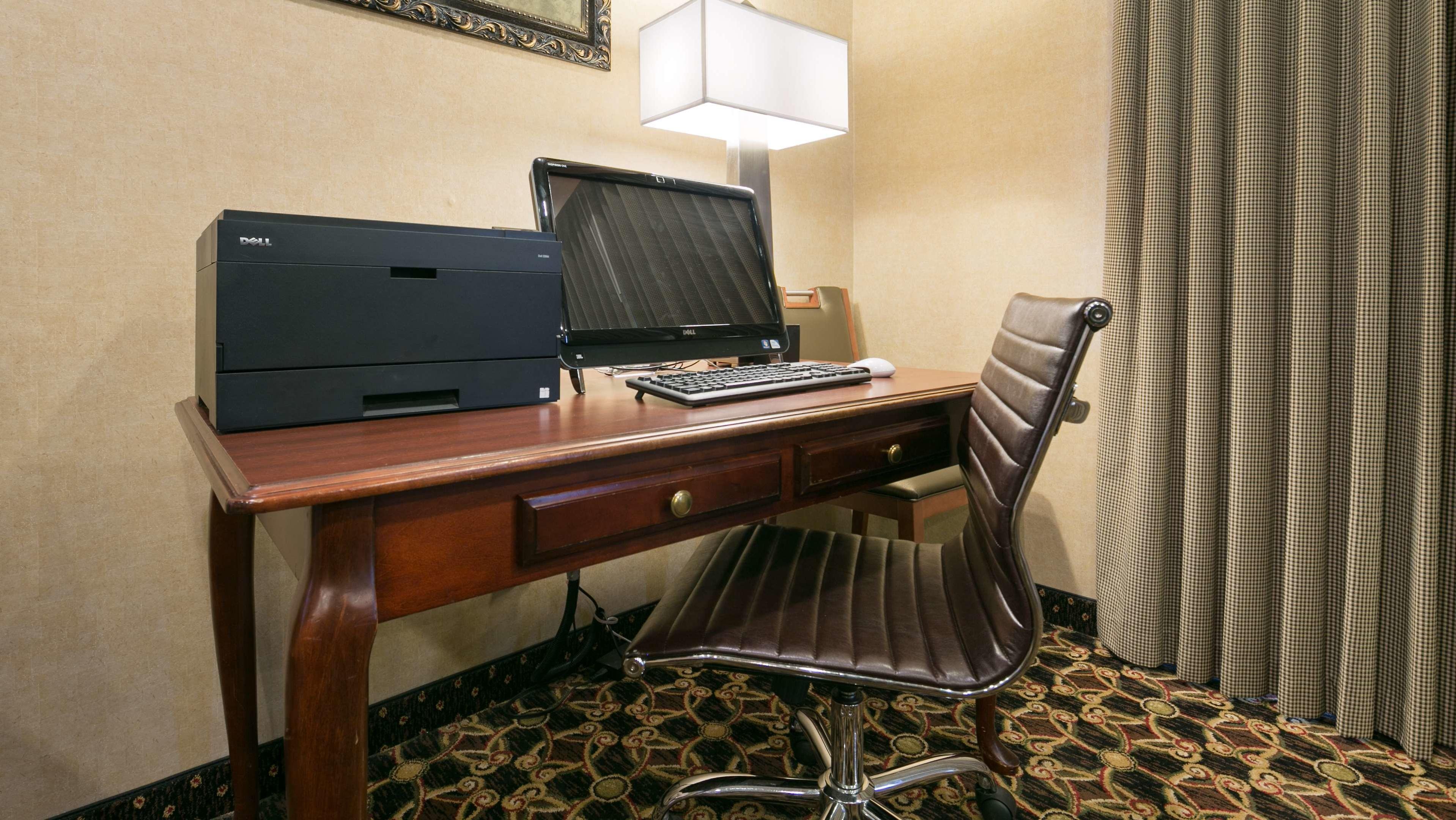 Best Western University Inn & Suites — photo 5