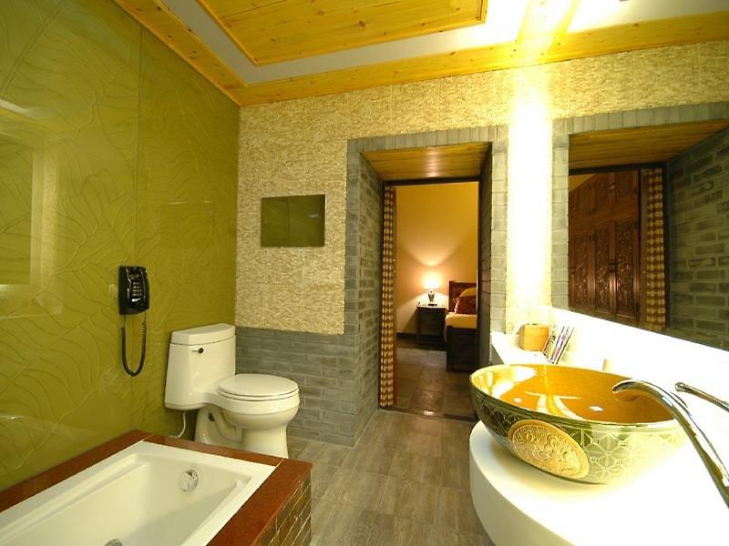 China Lounge Courtyard Boutique — photo 4
