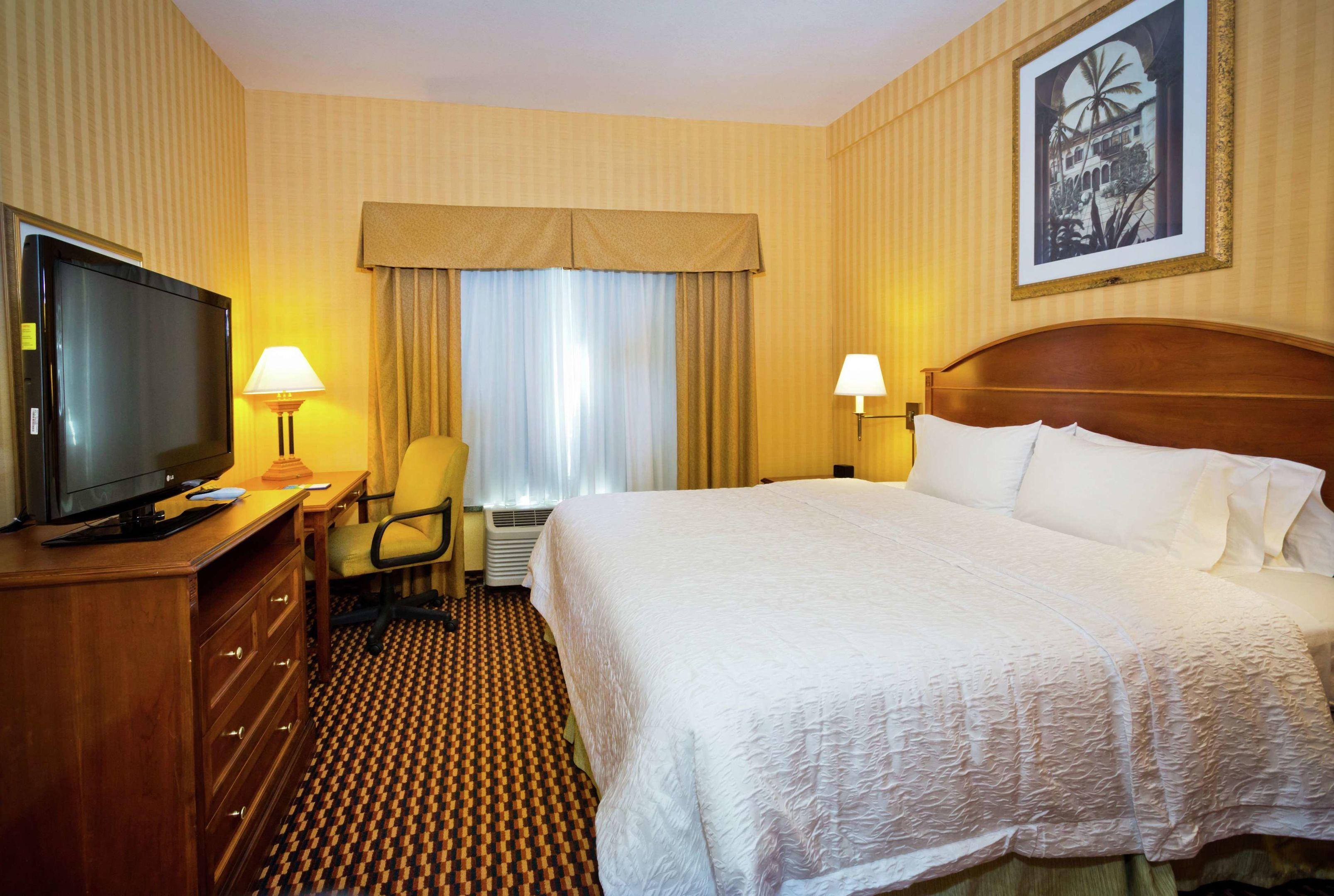 Hampton Inn & Suites Sacramento Cal Expo — photo 3