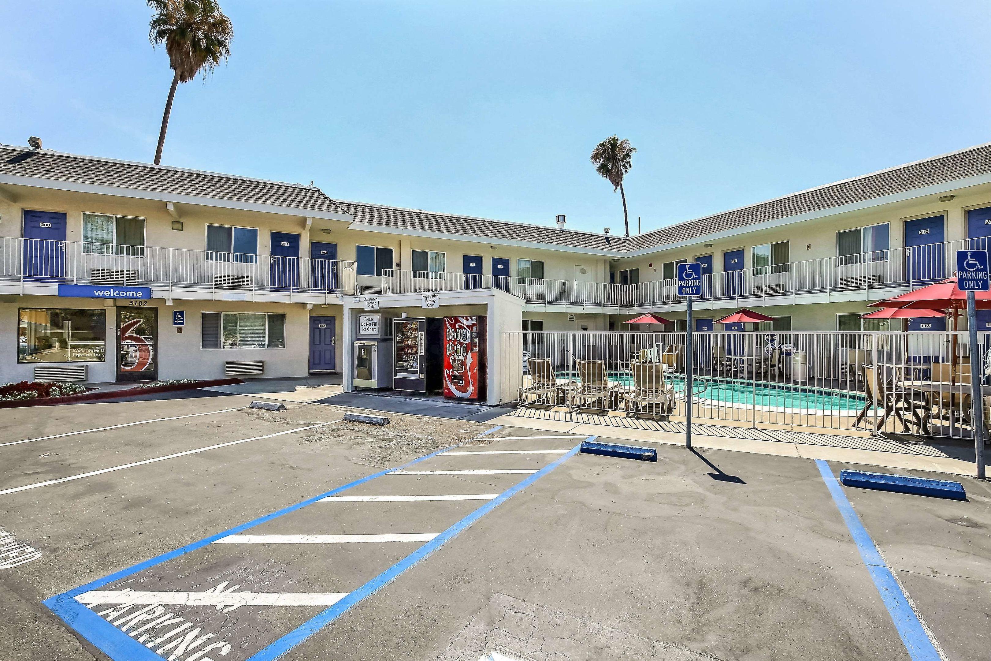 Motel 6 Pleasanton