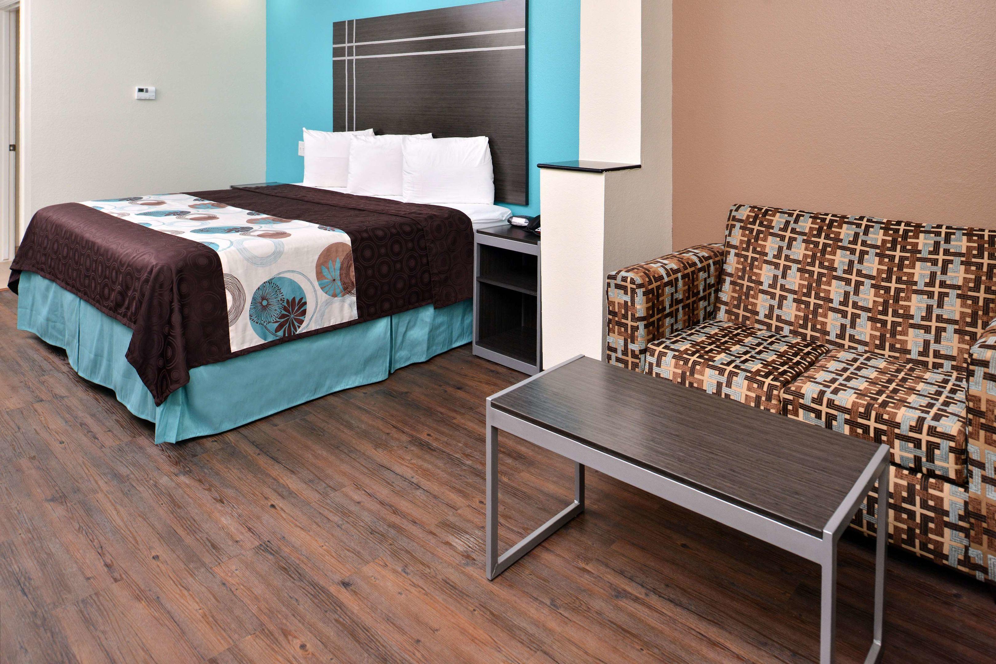 Americas Best Value Inn & Suites - Spring / N. Houston — photo 4