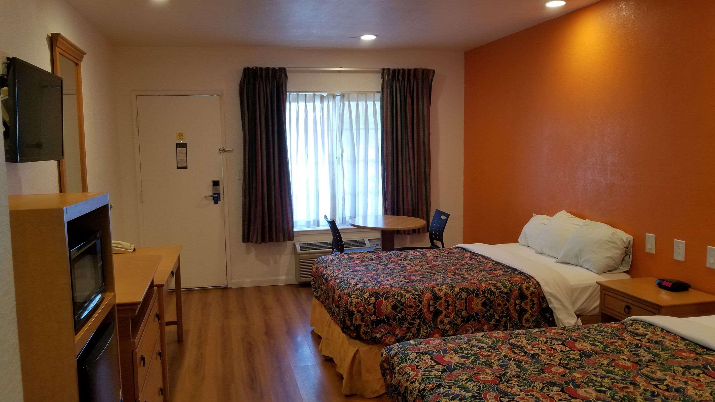 Rodeway Inn — photo 5