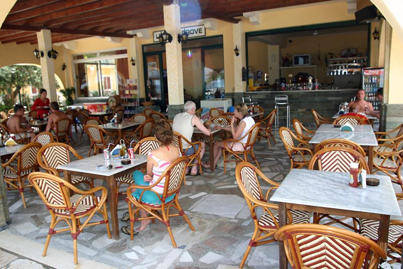 Lemon Grove Beach Hotel — photo 4