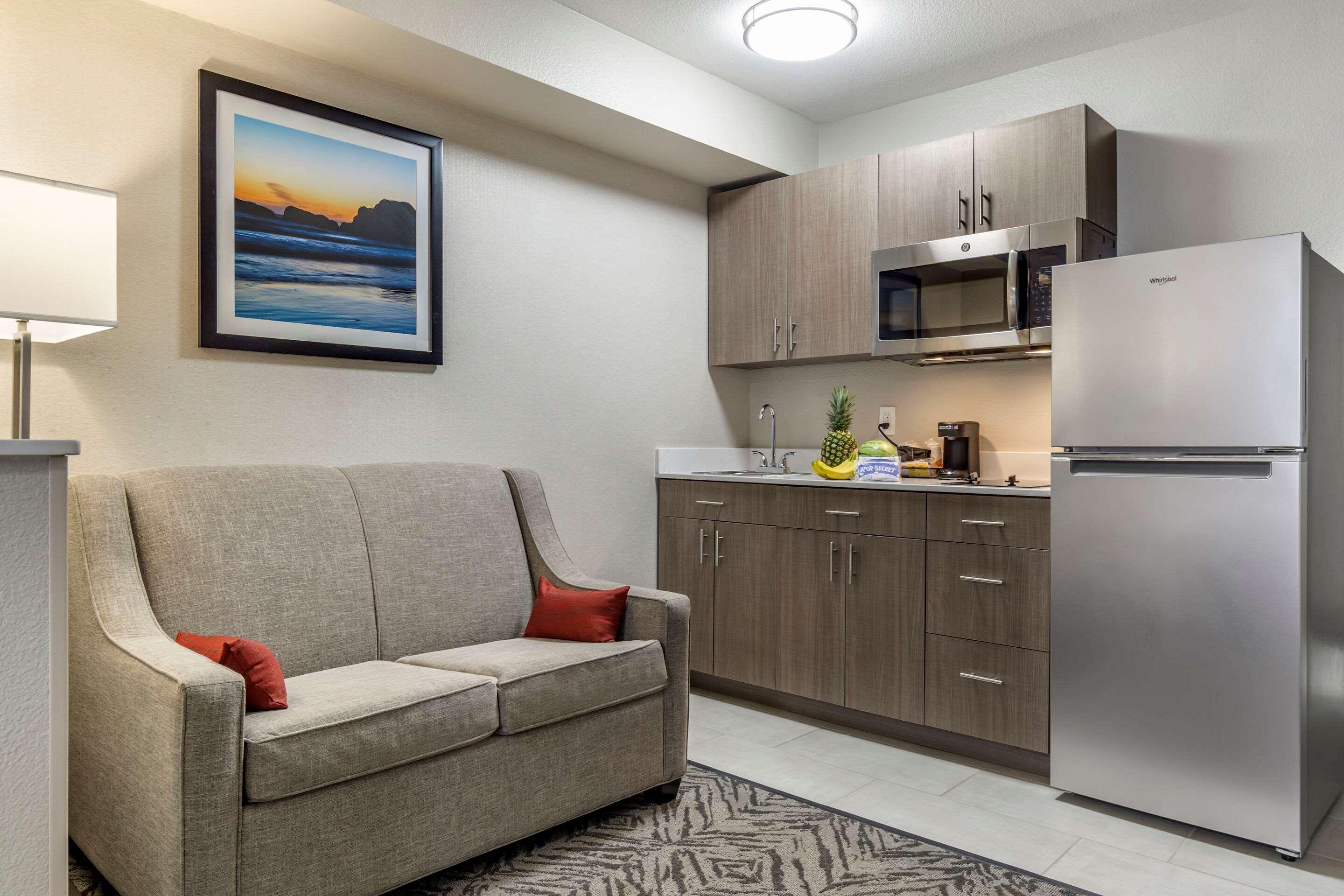 Comfort Inn & Suites Pacific - Auburn — photo 5