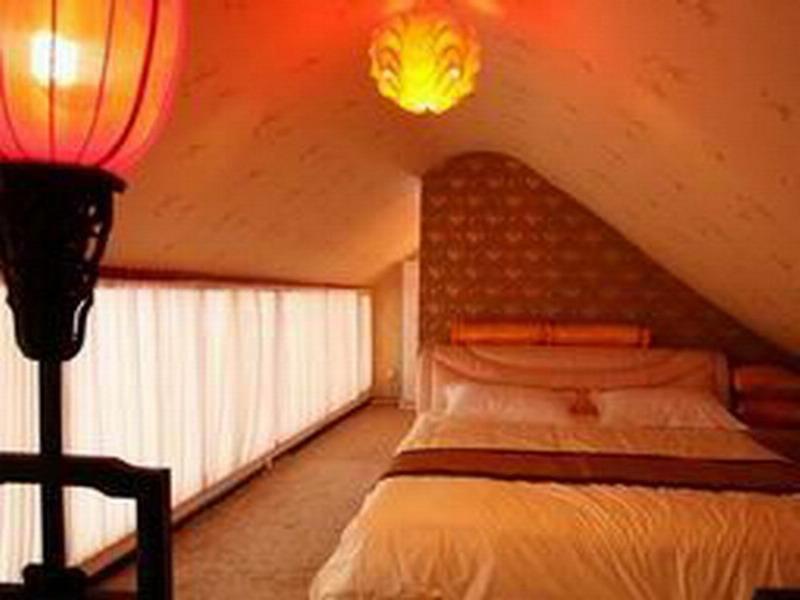White Tower Yier Guesthouse — photo 4