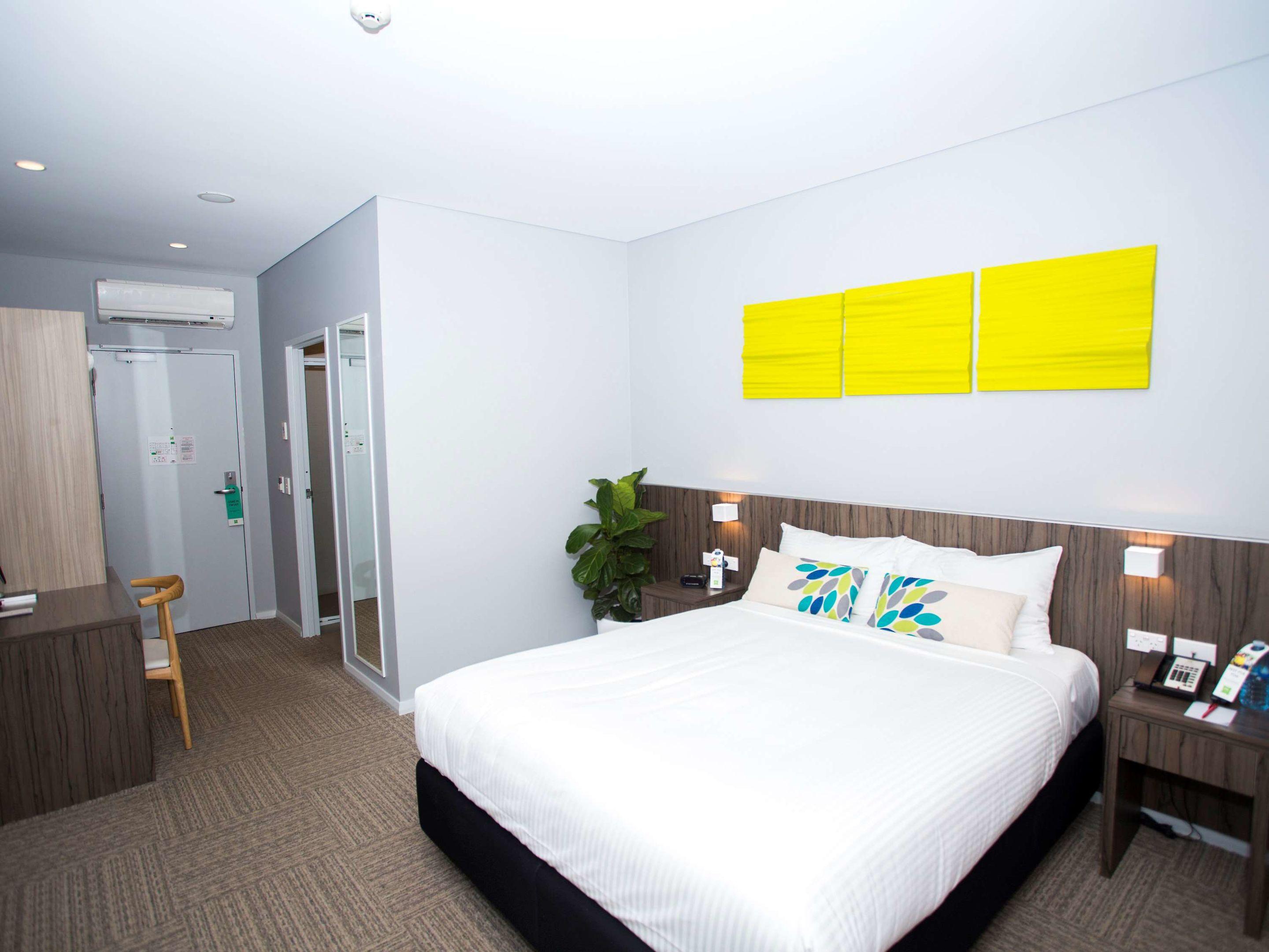 ibis Styles The Entrance — photo 5