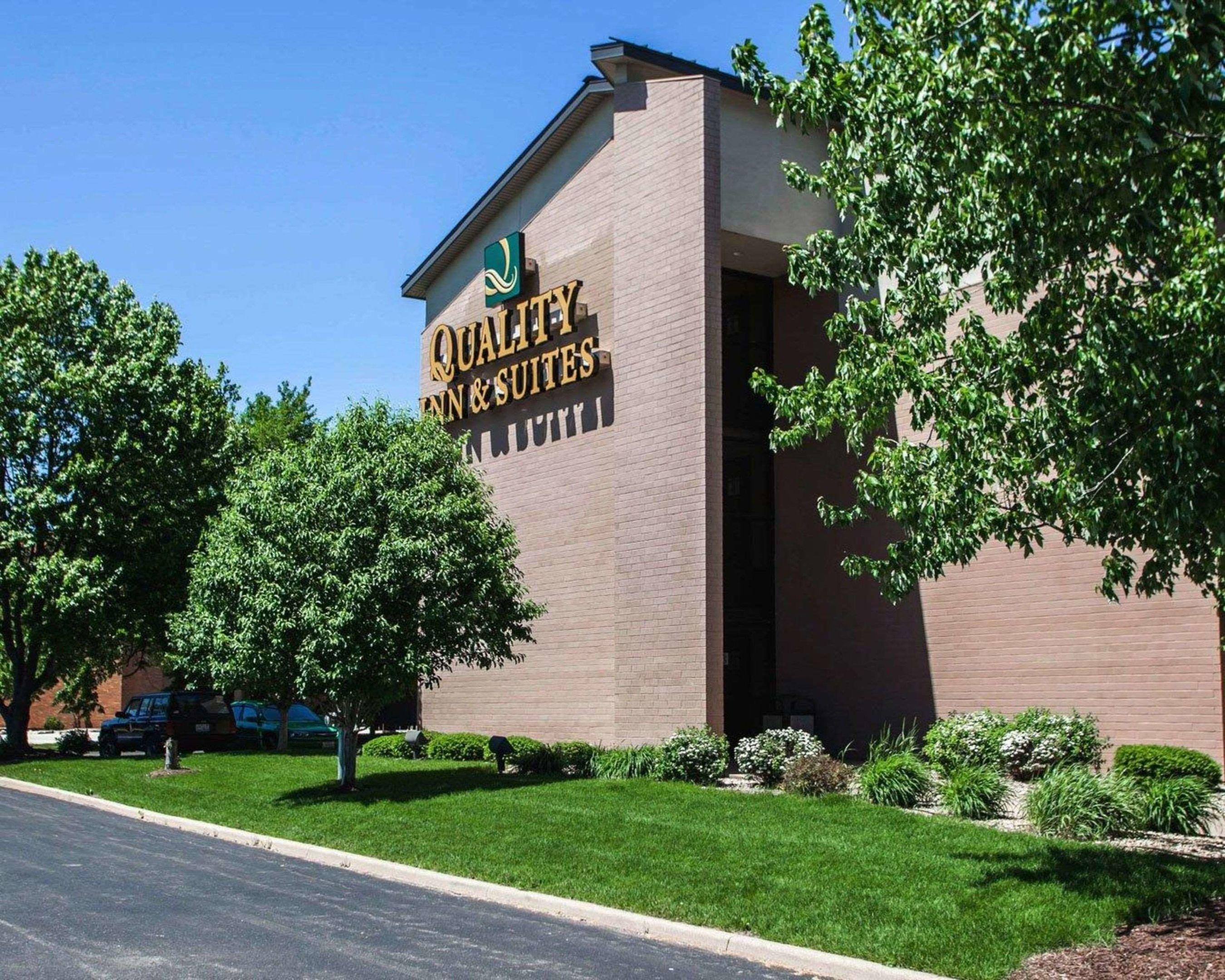 Quality Inn & Suites — photo 3