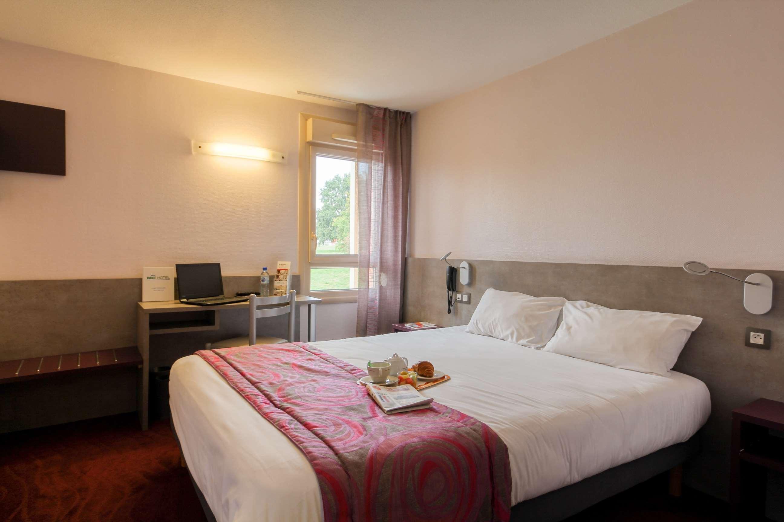 Brit Hotel Les Evens — photo 4