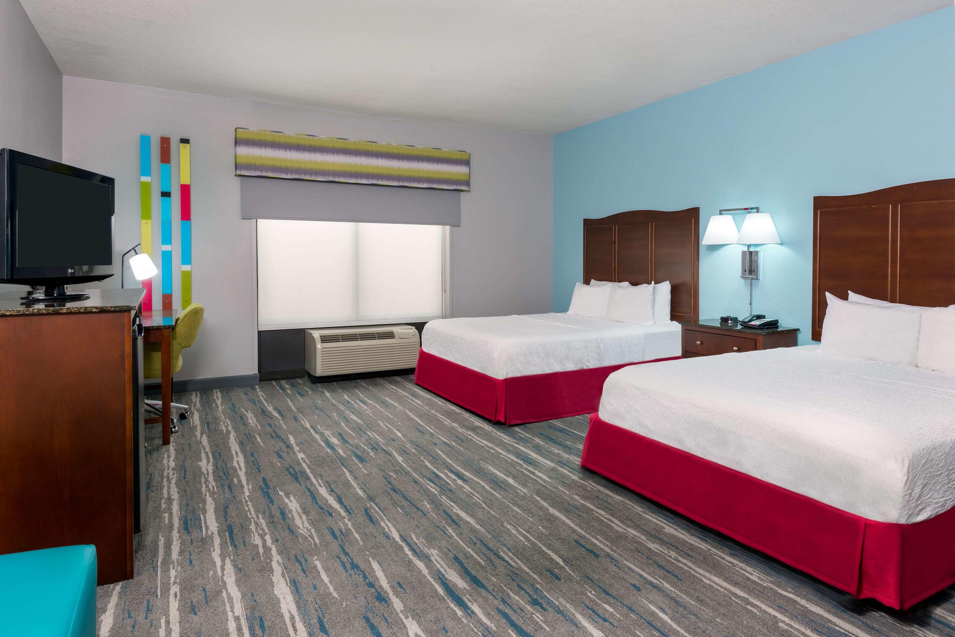 Hampton Inn and Suites-Winston-Salem/University Area NC — photo 5