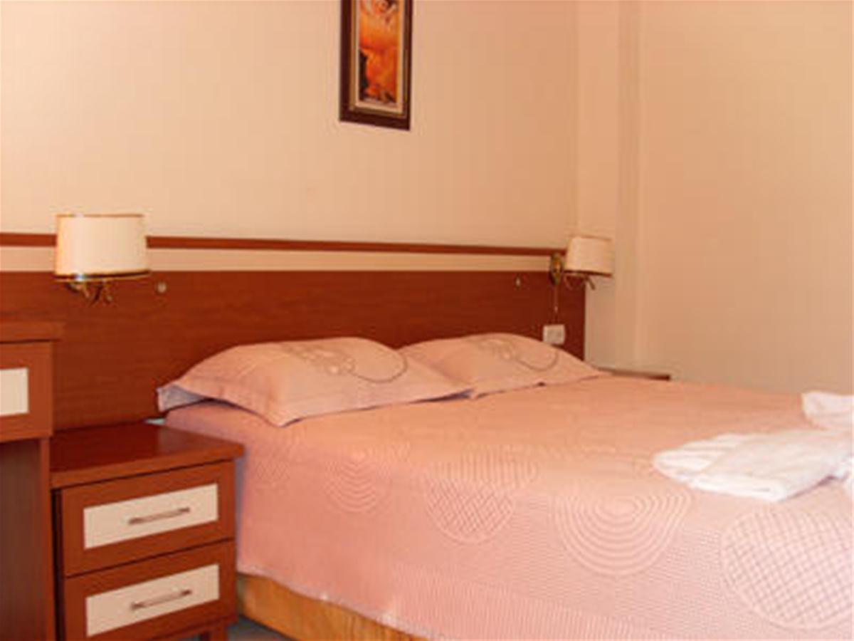 Moneba Suite Hotel — photo 4
