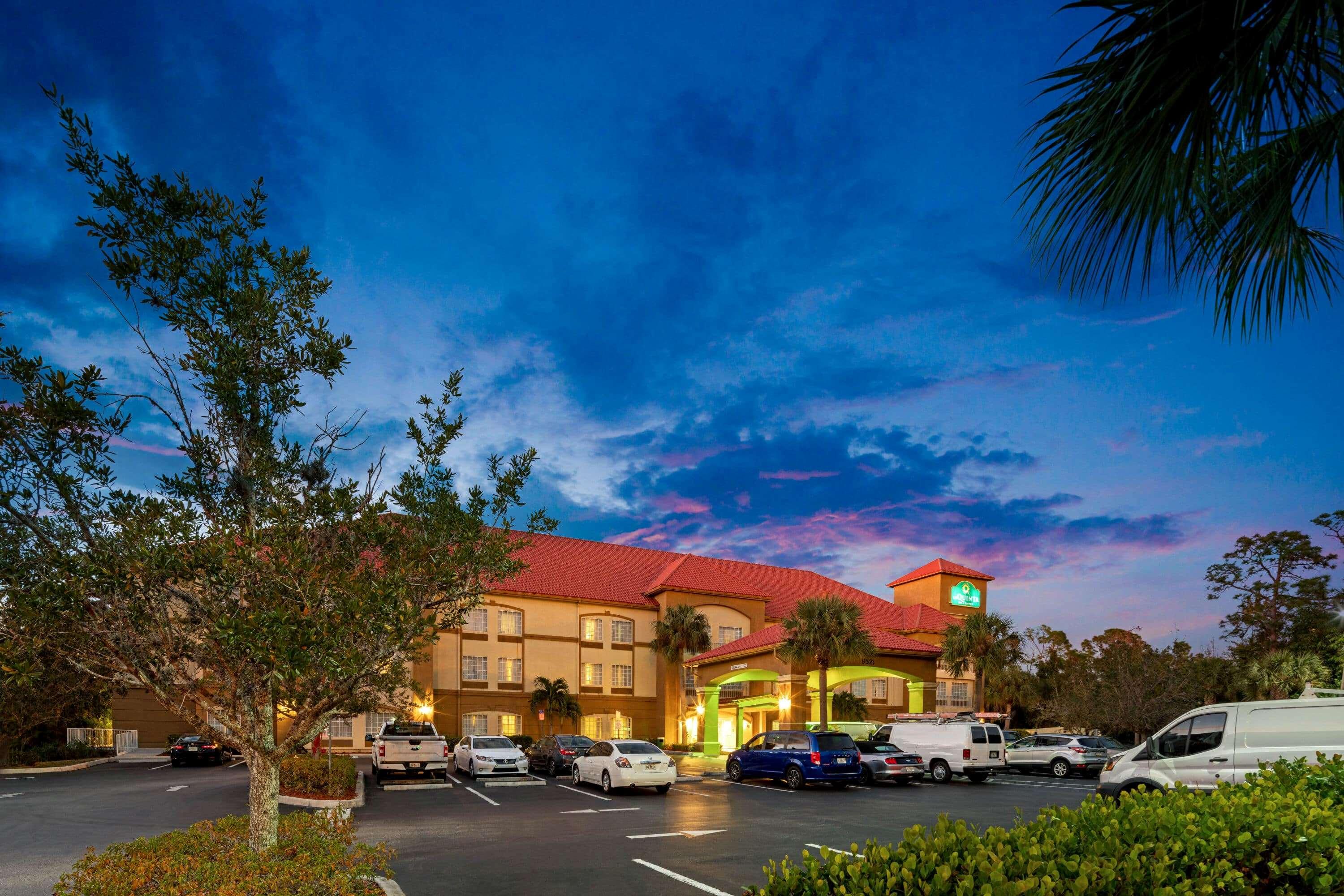 La Quinta Inn & Suites Fort Myers Airport — photo 5