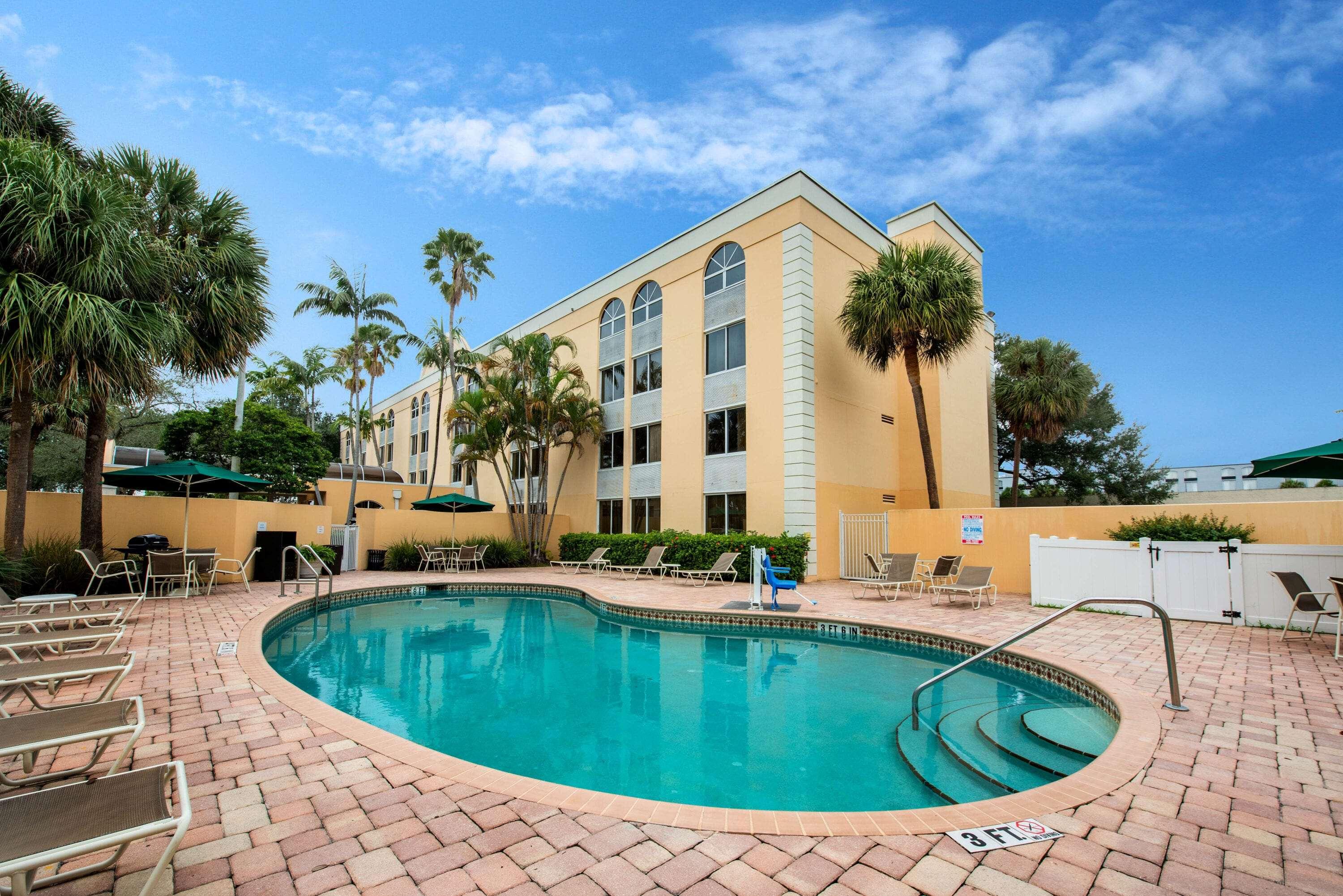 La Quinta Inn & Suites Fort Lauderdale Tamarac — photo 5