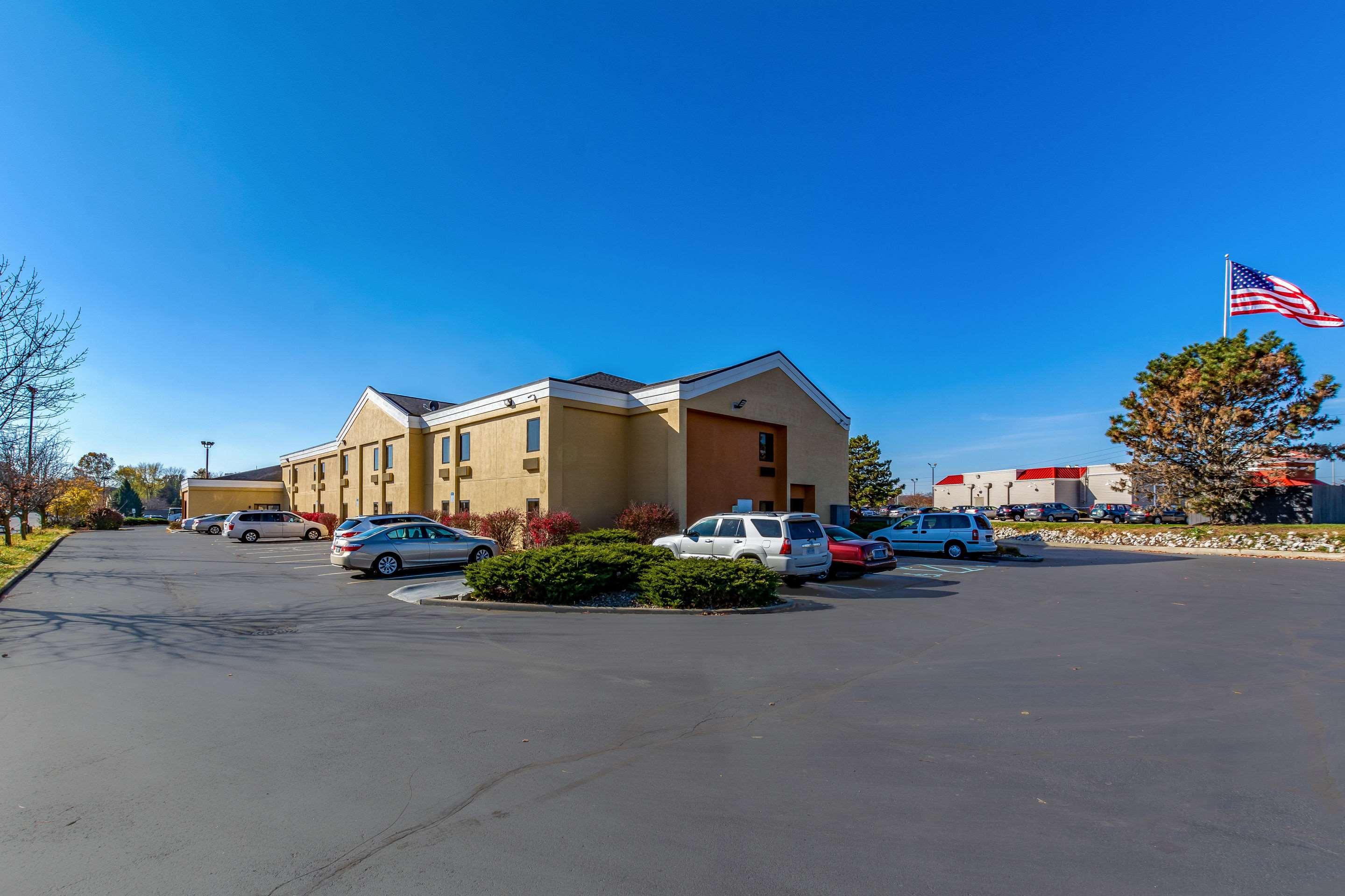 Quality Inn & Suites Southport — photo 5