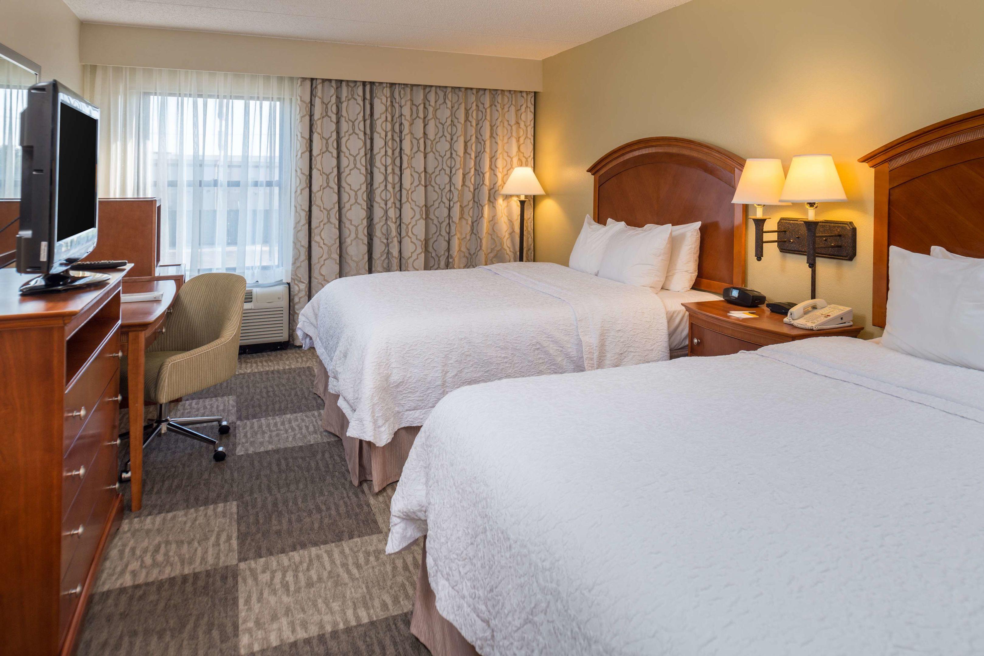 Hampton Inn San Antonio Northwoods — photo 4