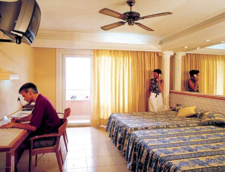 Playacapricho Hotel — photo 3