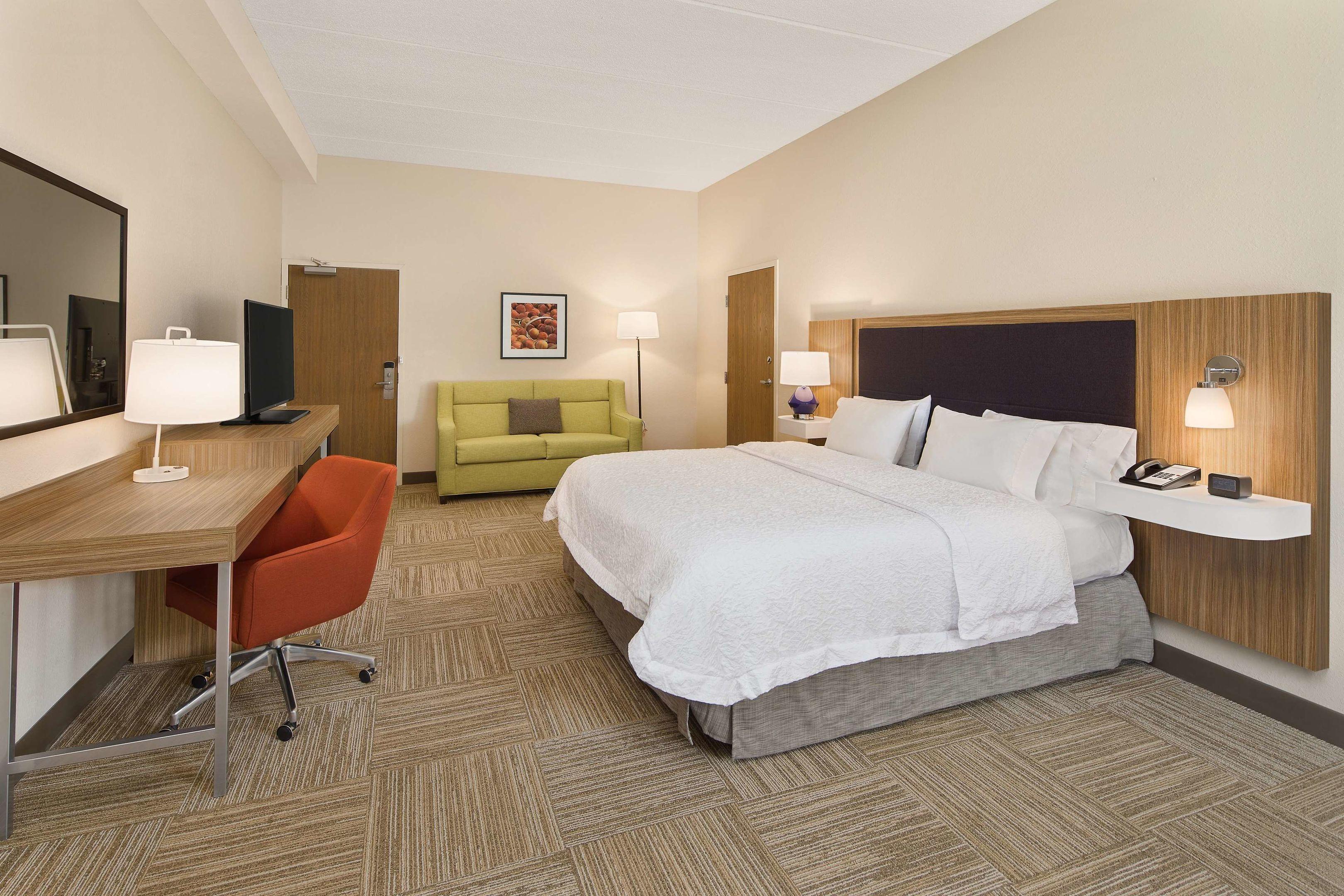 Hampton Inn Lagrange near Callaway Gardens — photo 4