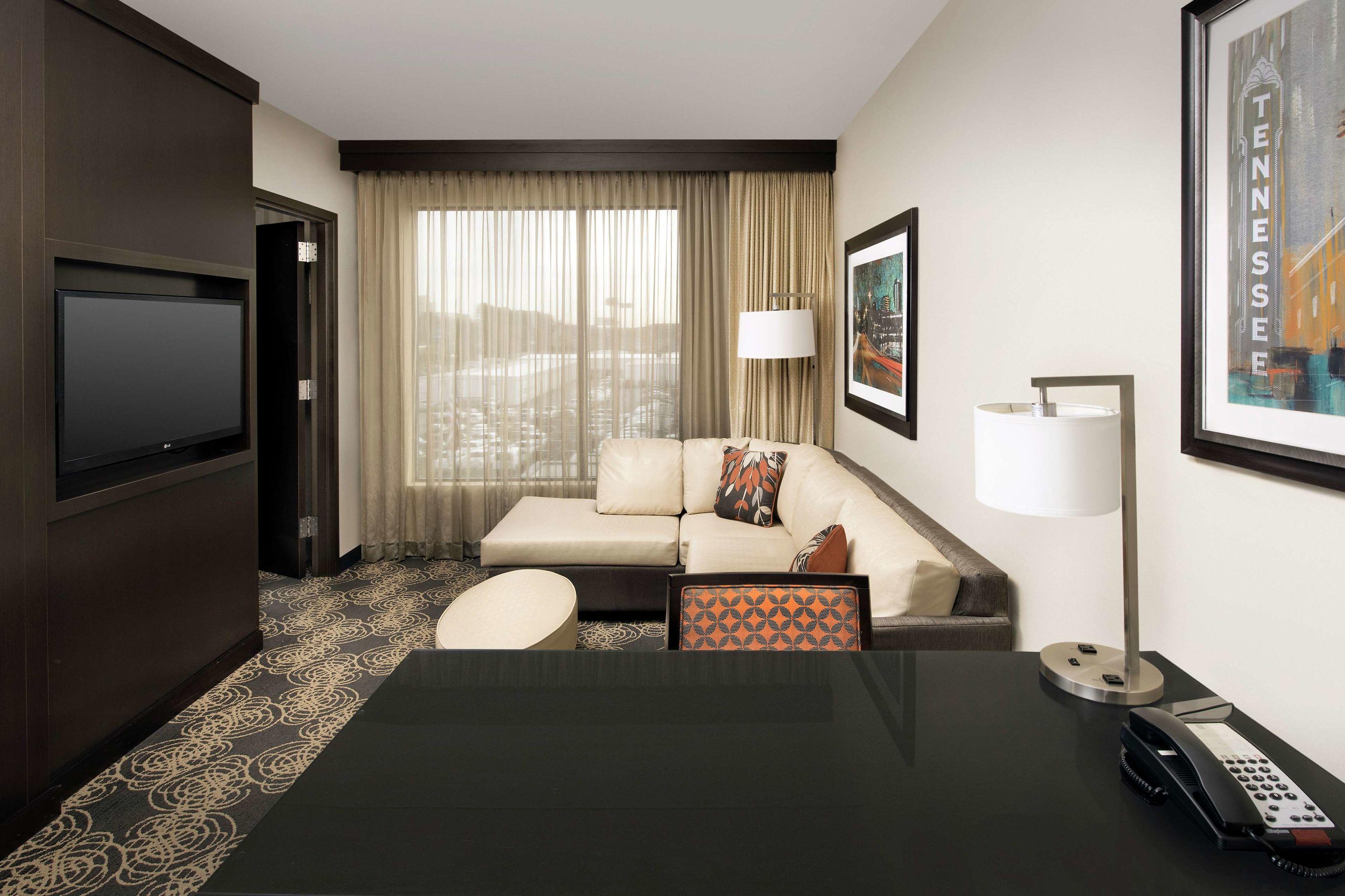 Embassy Suites Knoxville West — photo 4
