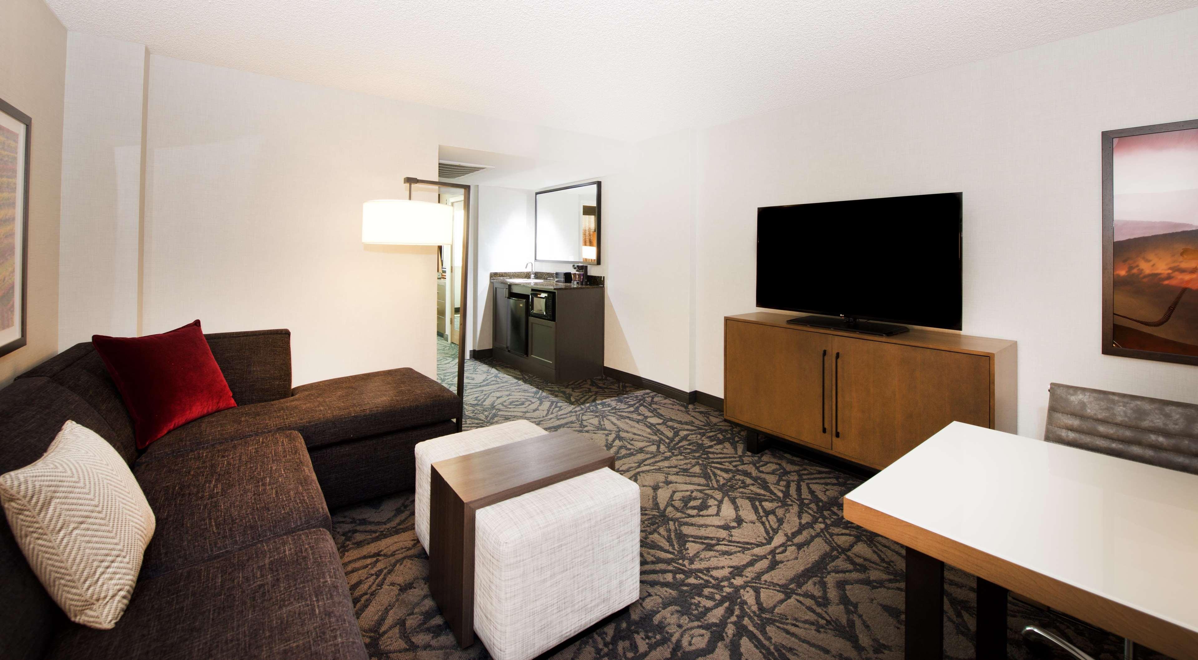 Embassy Suites Walnut Creek — photo 3