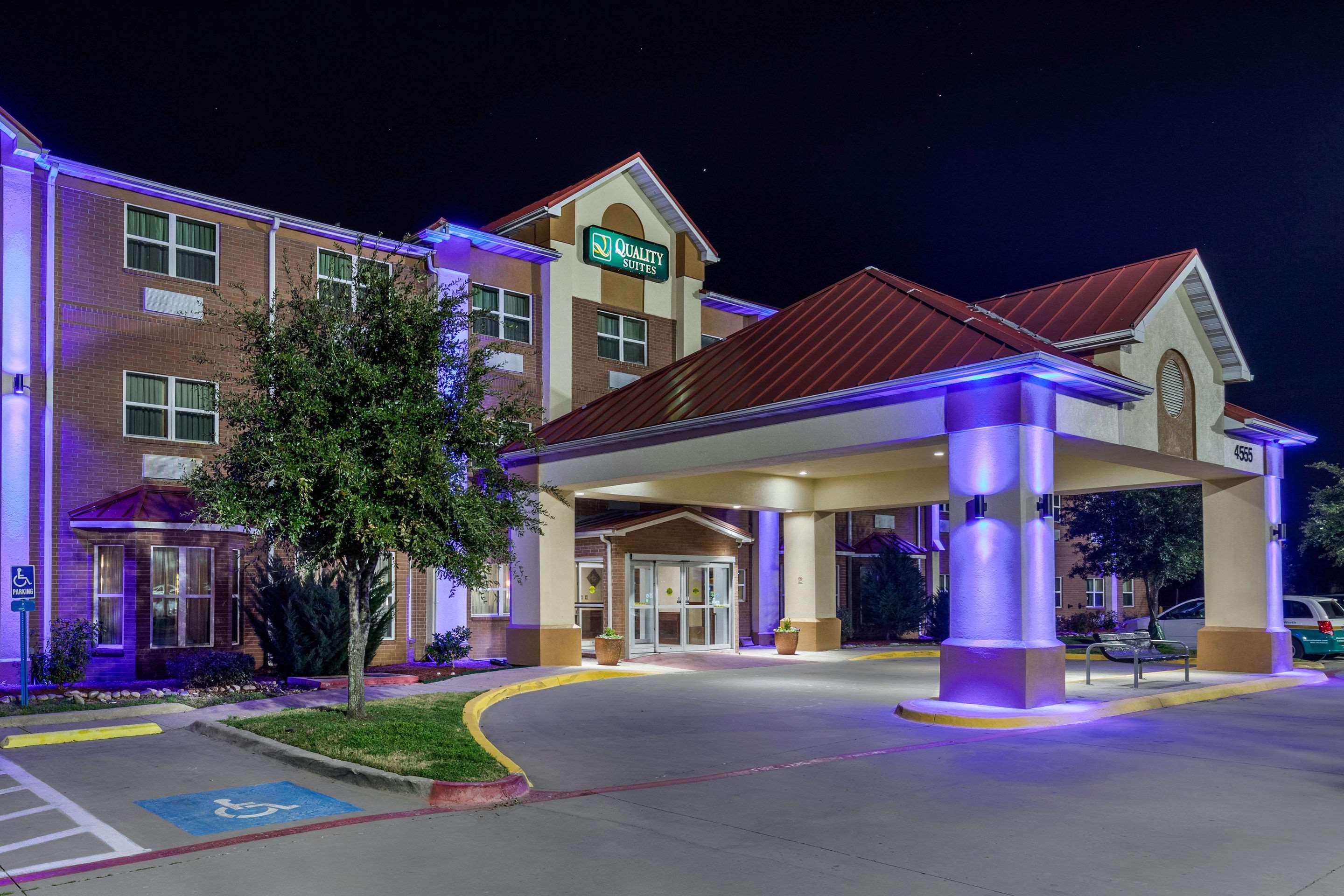 Quality Suites Addison-Dallas — photo 4