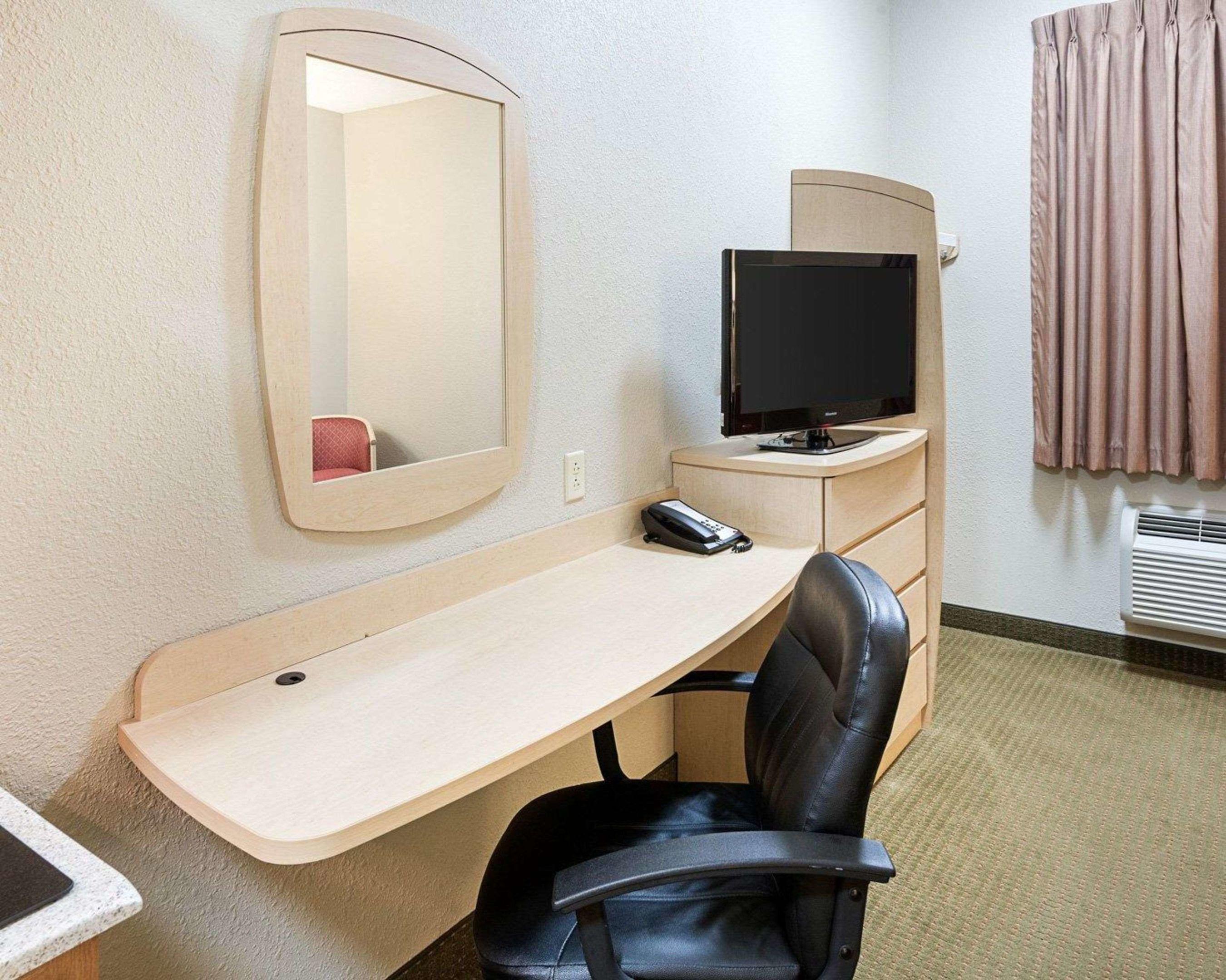 Suburban Extended Stay Hotel — photo 5