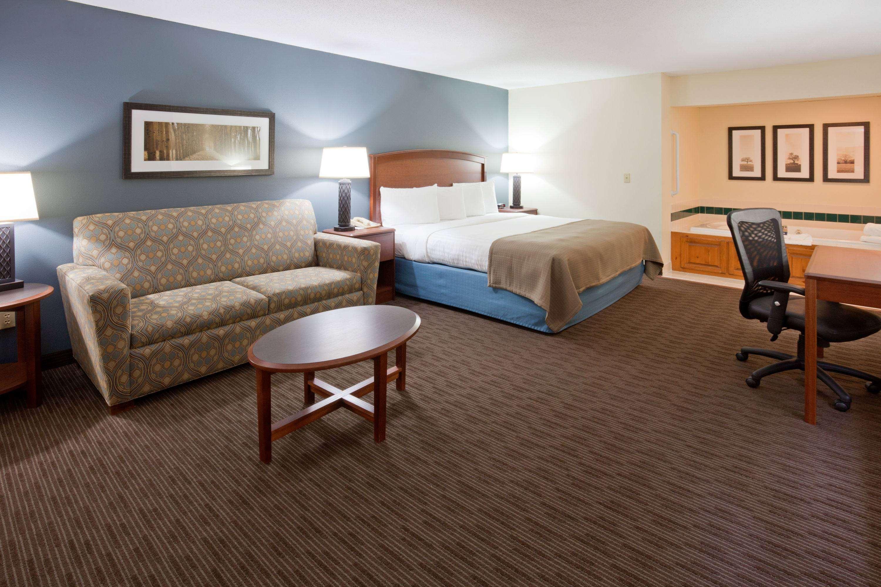 AmericInn Lodge & Suites Princeton — photo 4