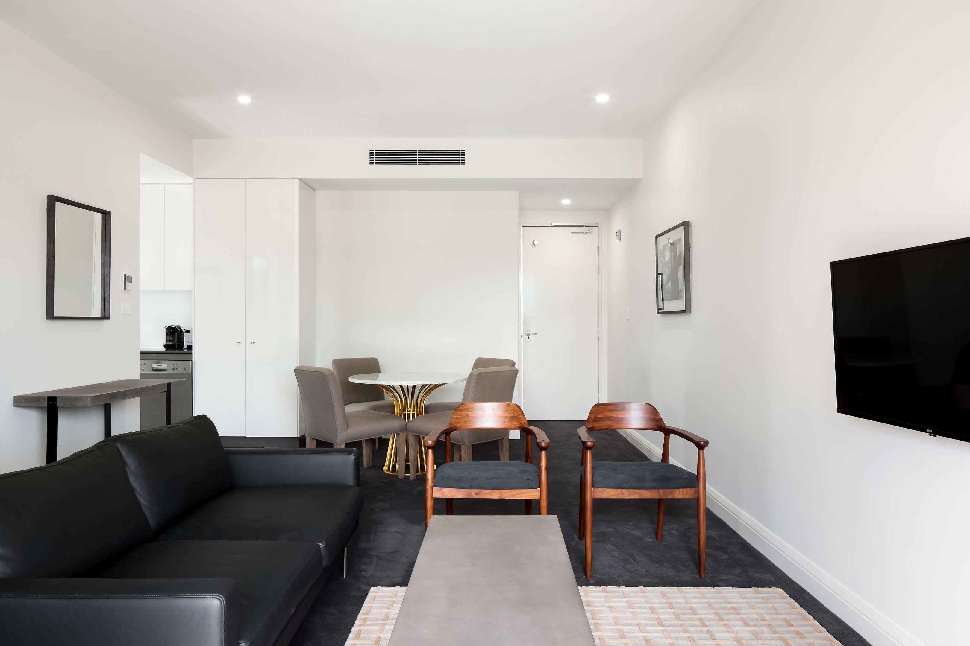 Knightsbridge Canberra — photo 4
