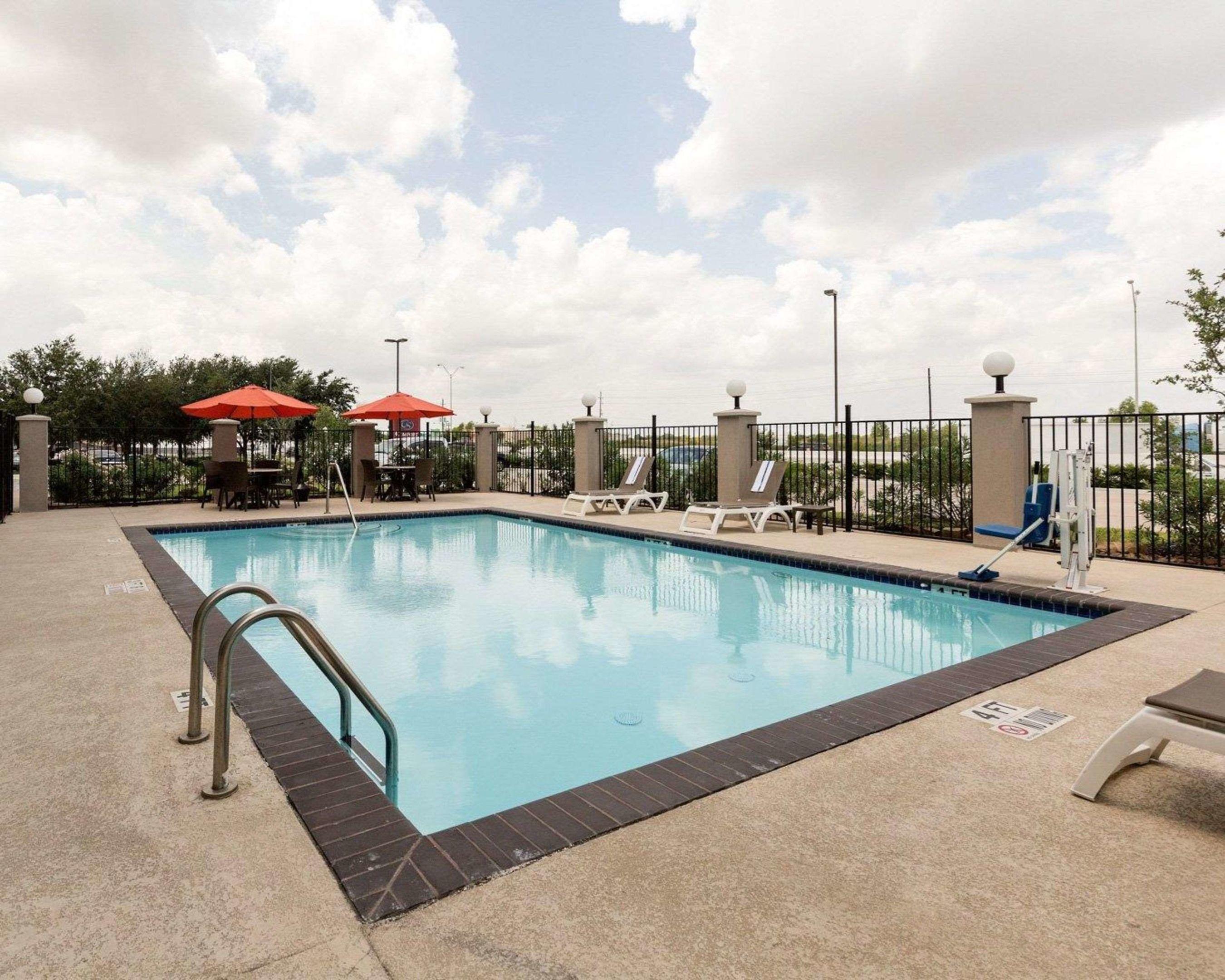 Comfort Suites Westbelt Beltway 8 — photo 5