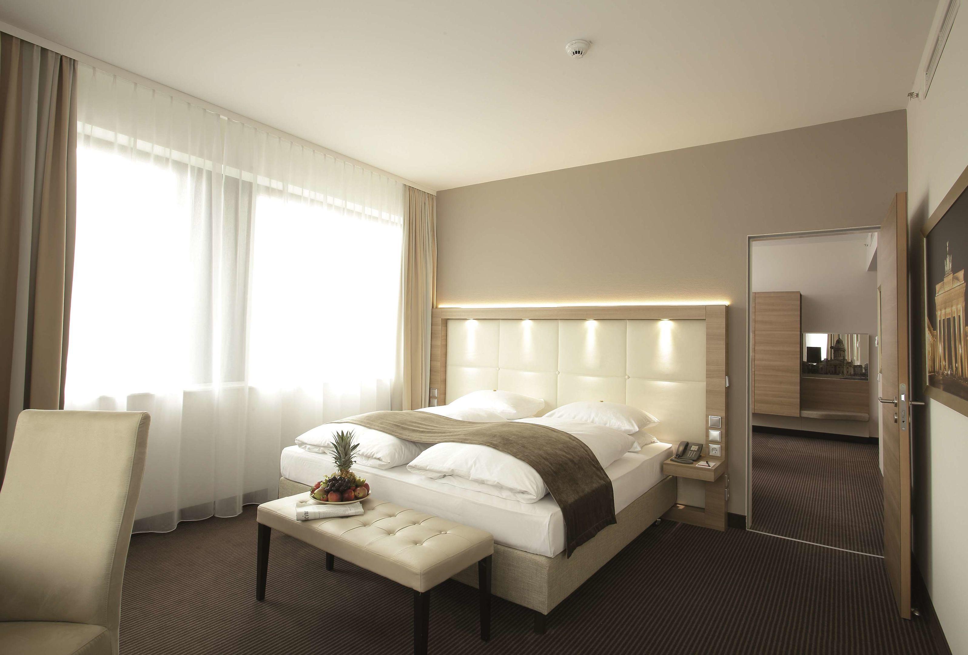 H4 Hotel Berlin Alexanderplatz — photo 4
