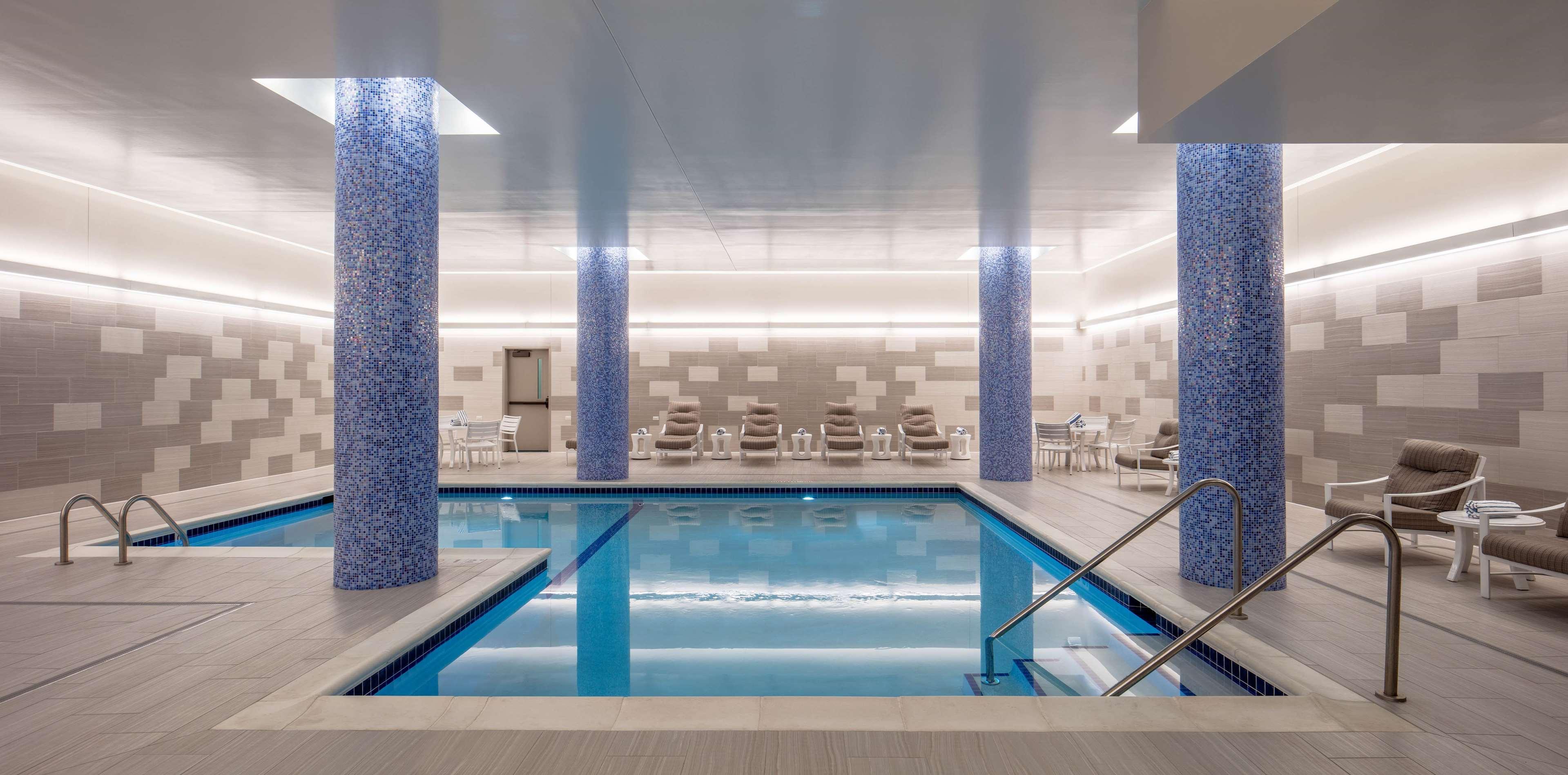 Embassy Suites by Hilton Minneapolis — photo 4