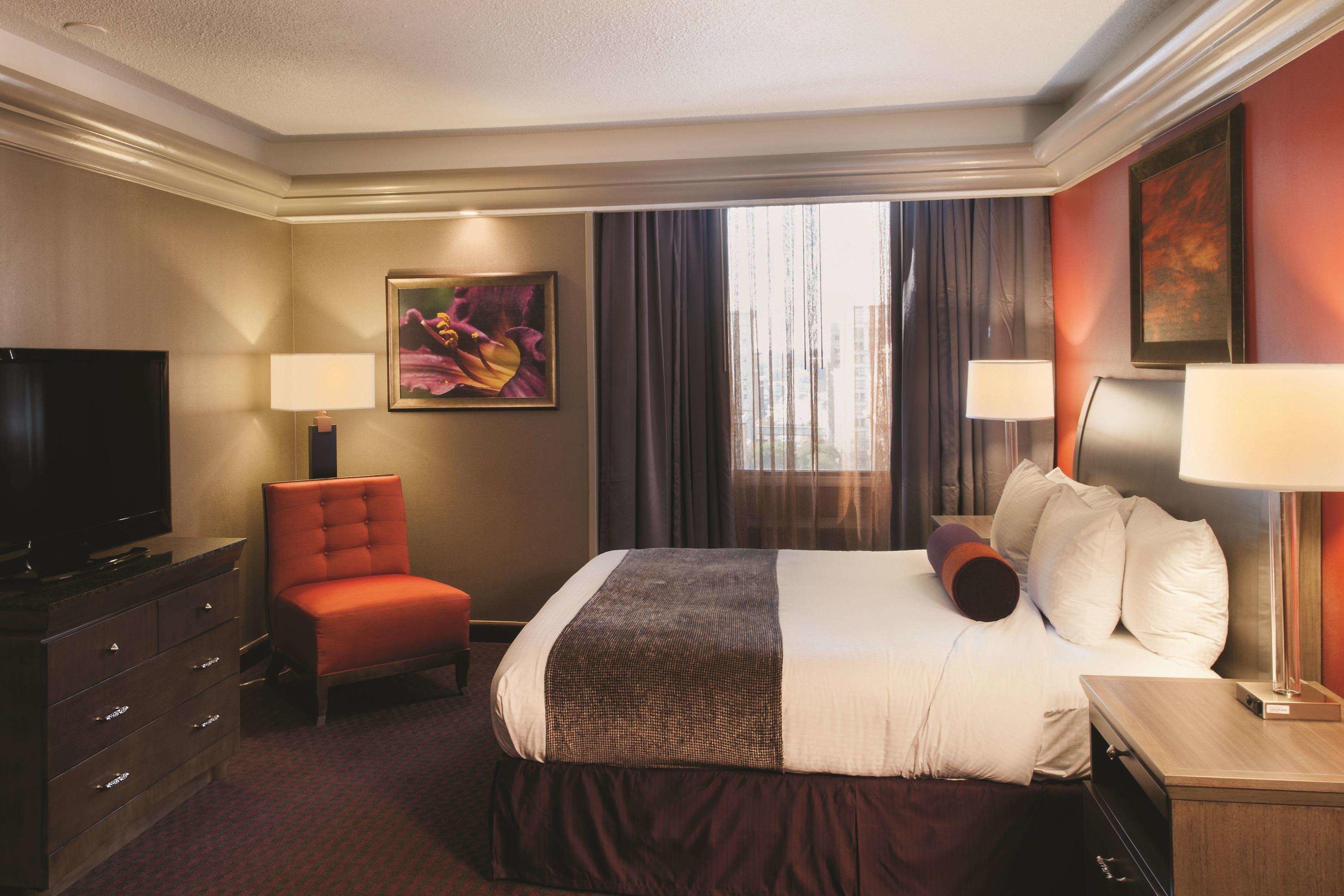 Doubletree Omaha Downtown — photo 5