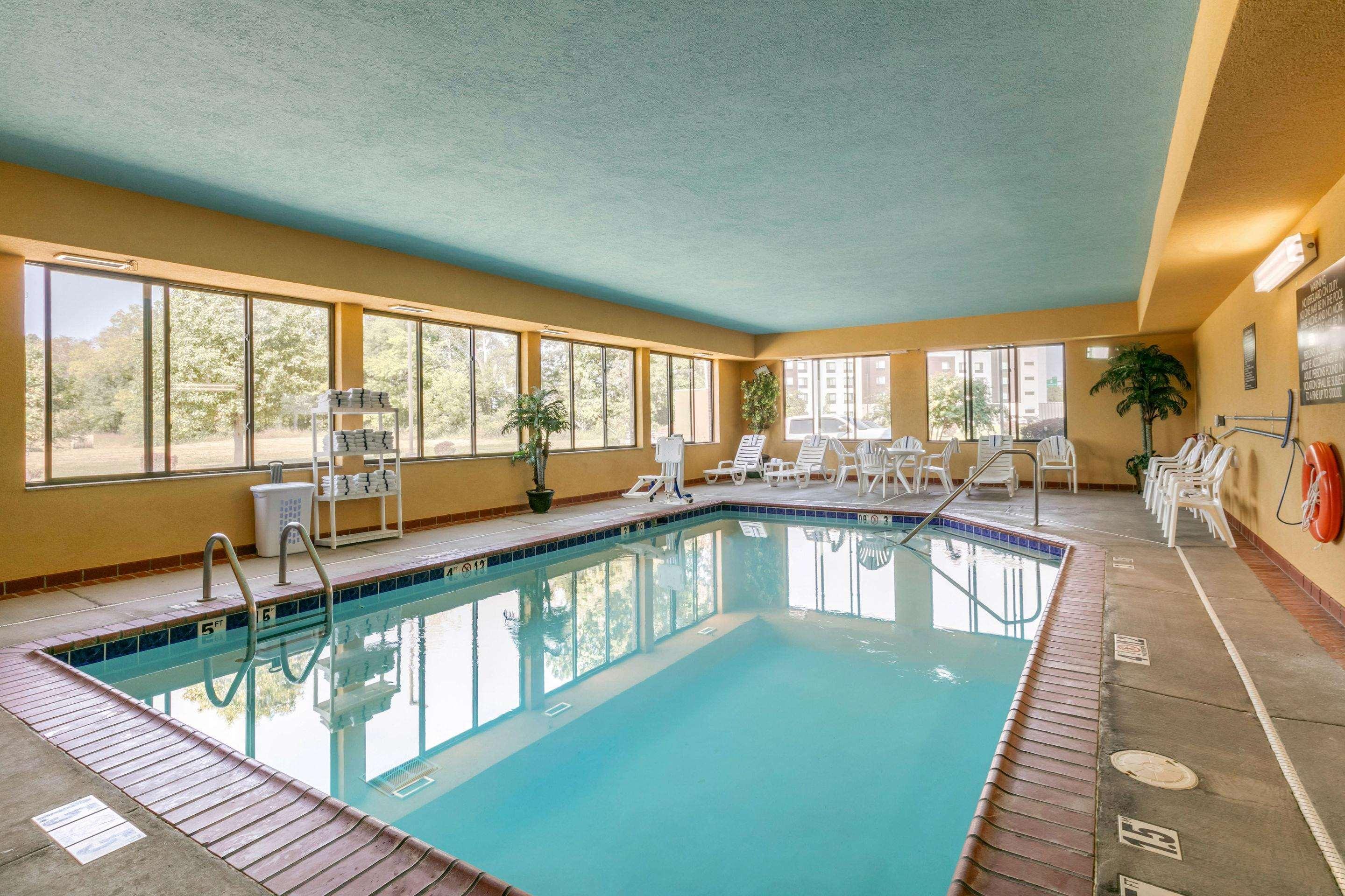 Comfort Suites Hopkinsville — photo 3