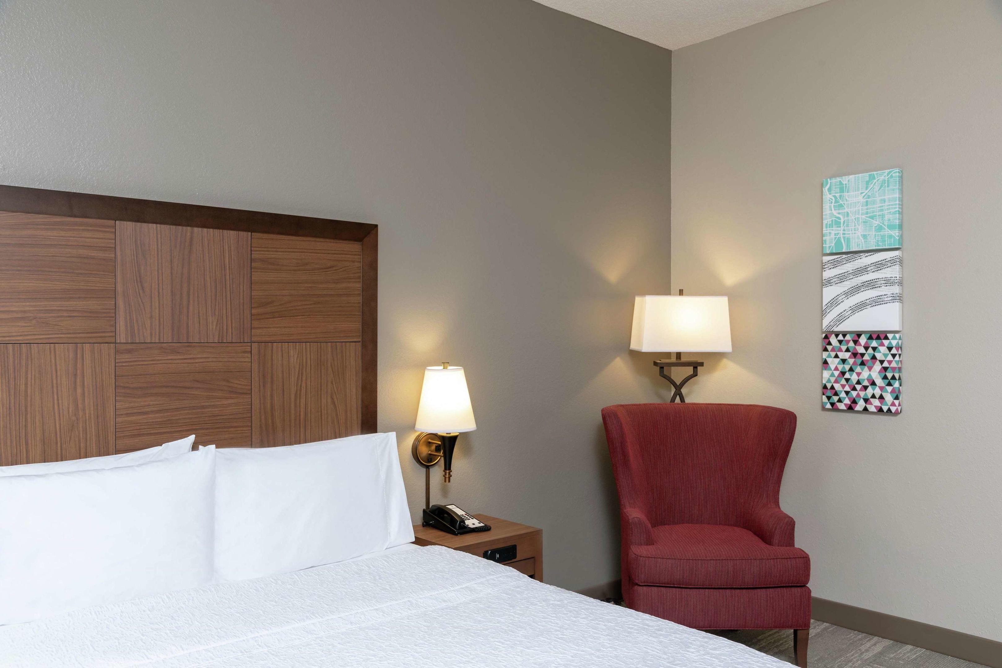 Hampton Inn Downtown — photo 5
