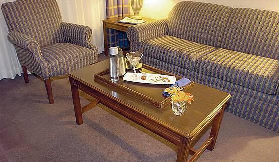 Holiday Inn Charlotte-Center City — photo 5