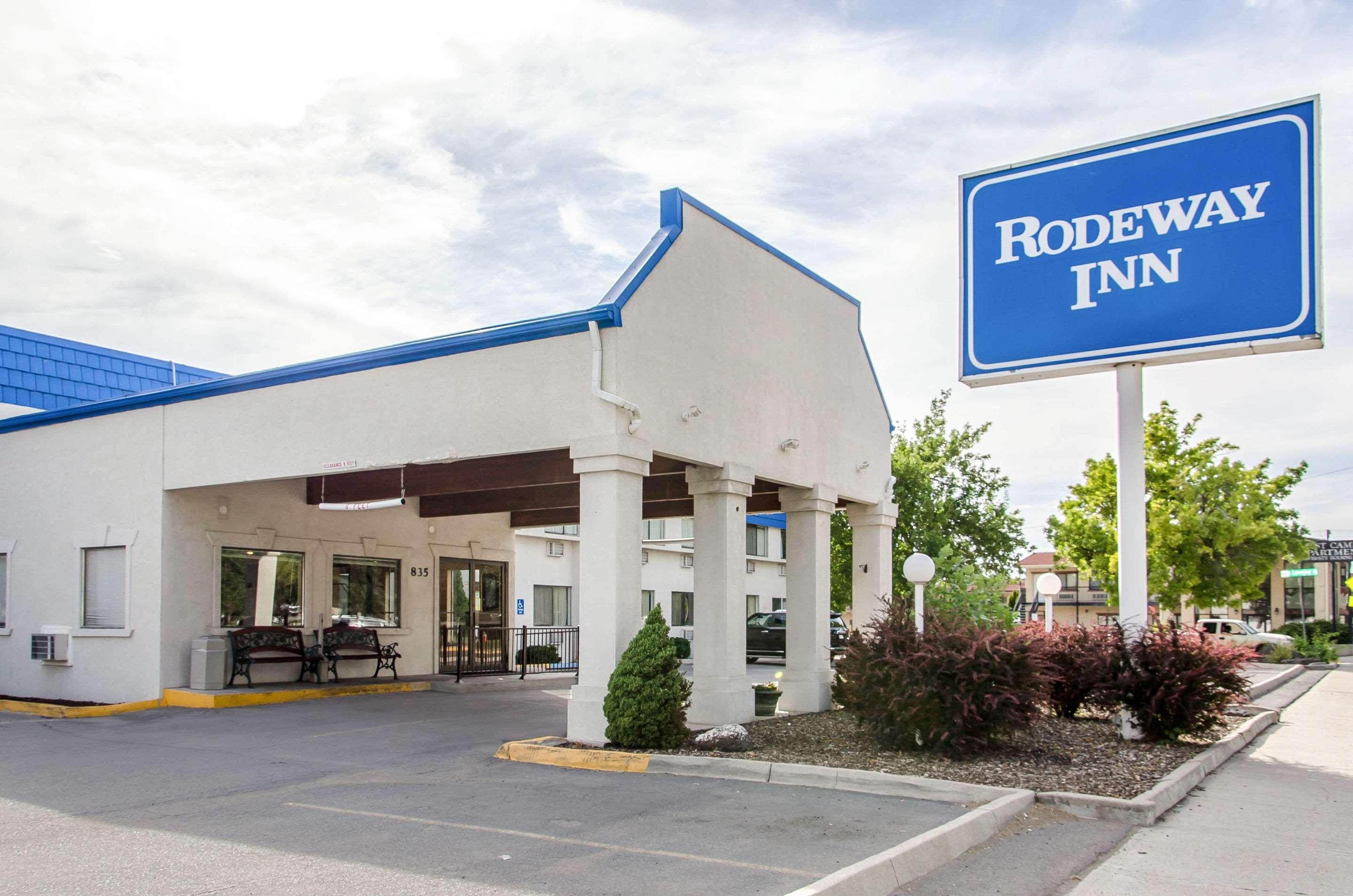 Rodeway Inn University — photo 3