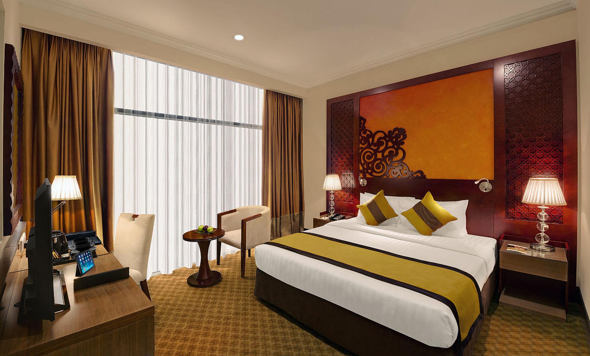 Landmark Premier Hotel — photo 4